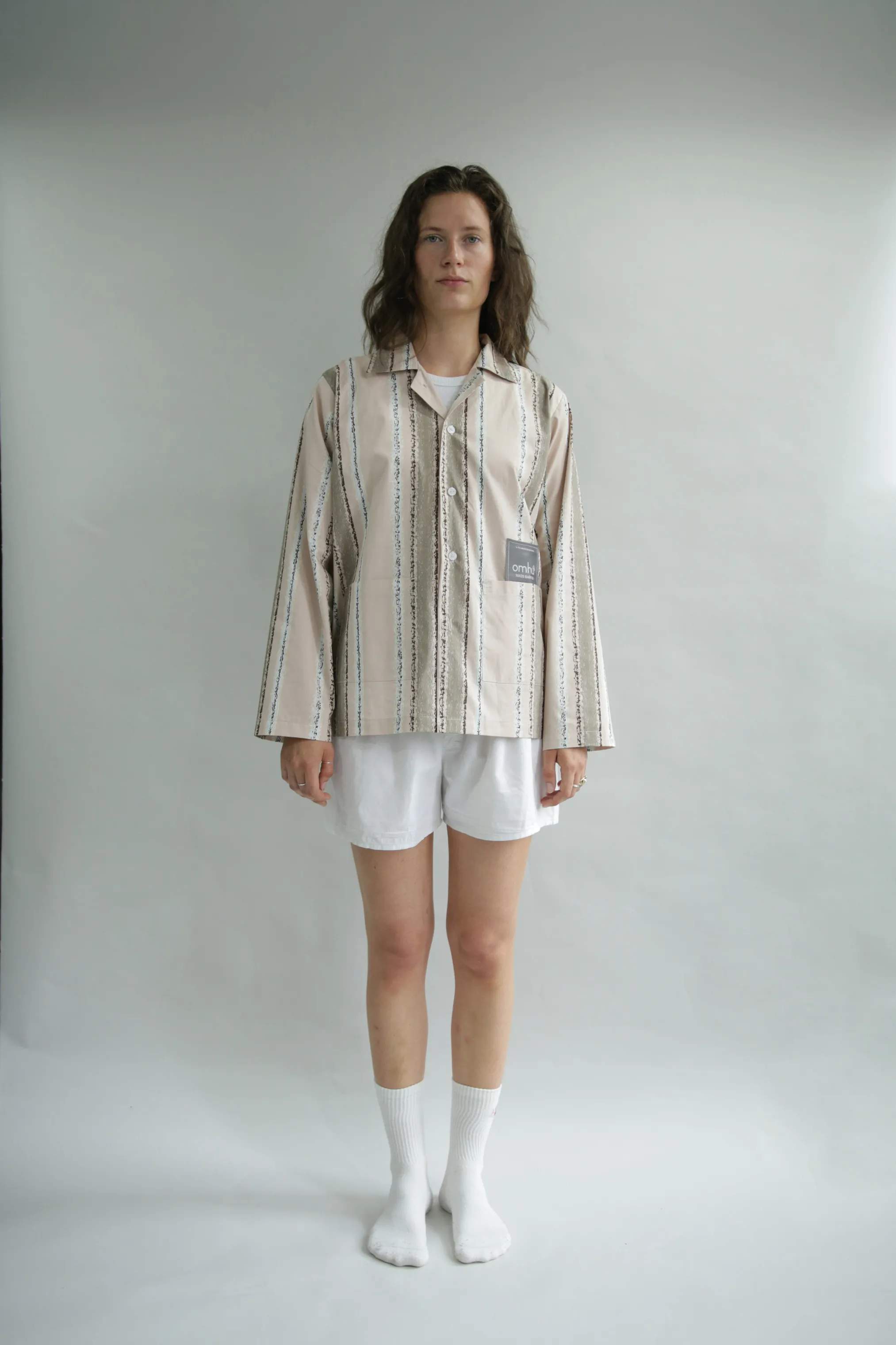 omhu x Mads Barfod Pyjamas Wave Grid Slumber Pyjamasskjorte i Latte, XS/S, 7