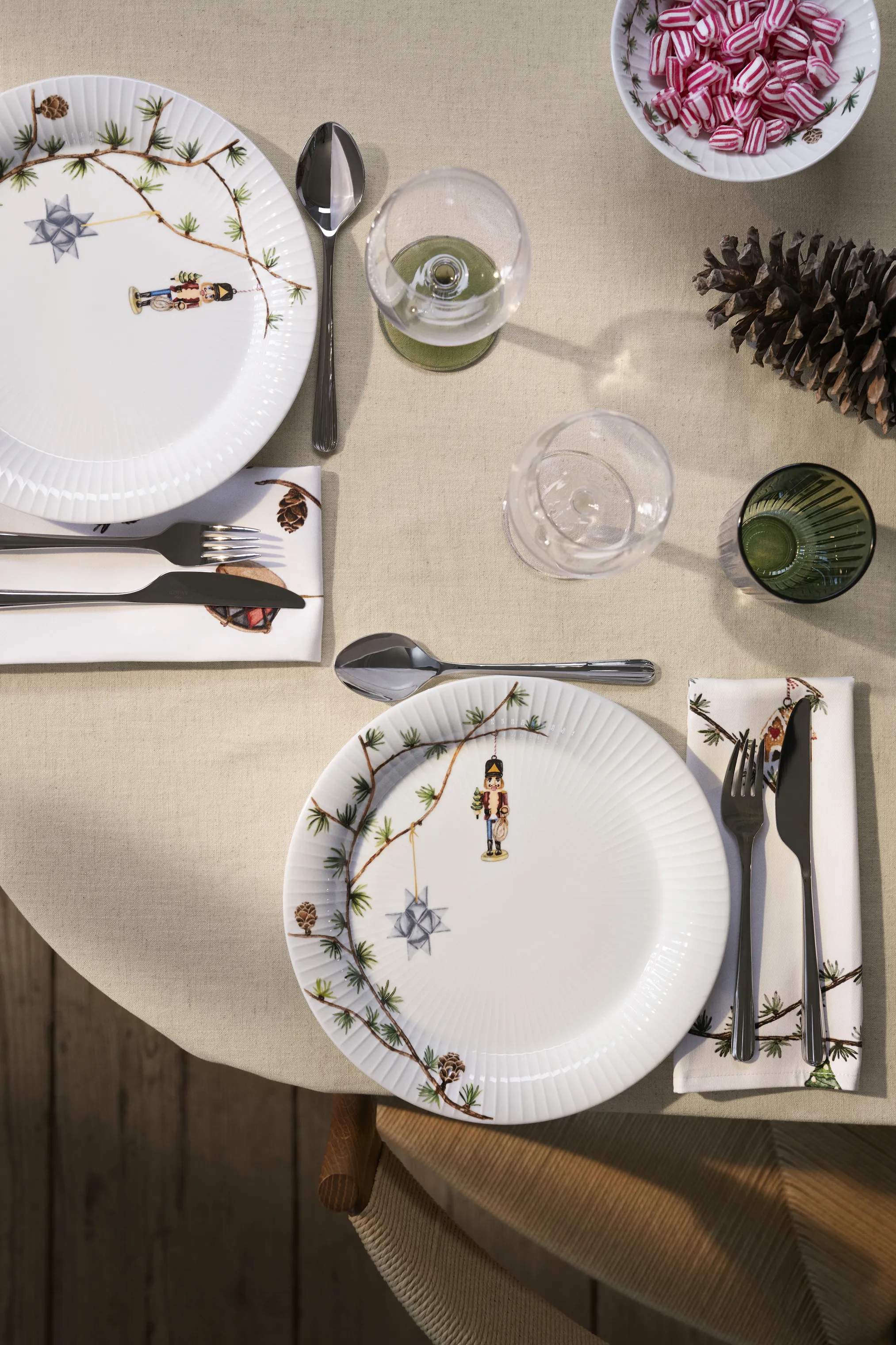 Kähler Middagstallerkener Hammershøi Jul Middagstallerken i Hvid, 27 cm, 6