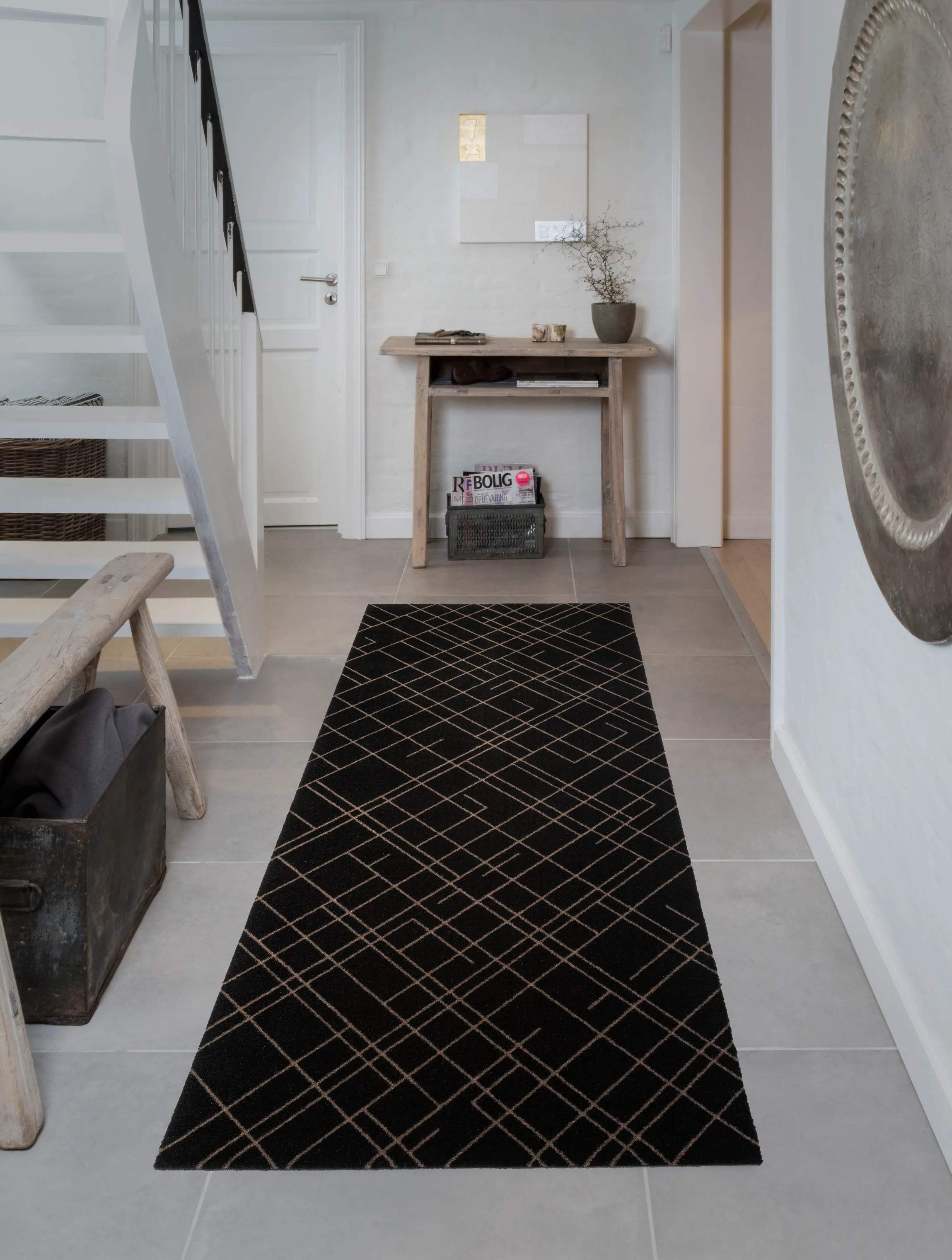 Tica Copenhagen Gulvtæpper Lines Gulvtæppe i Sort/sand, B90 x L200 cm, 3