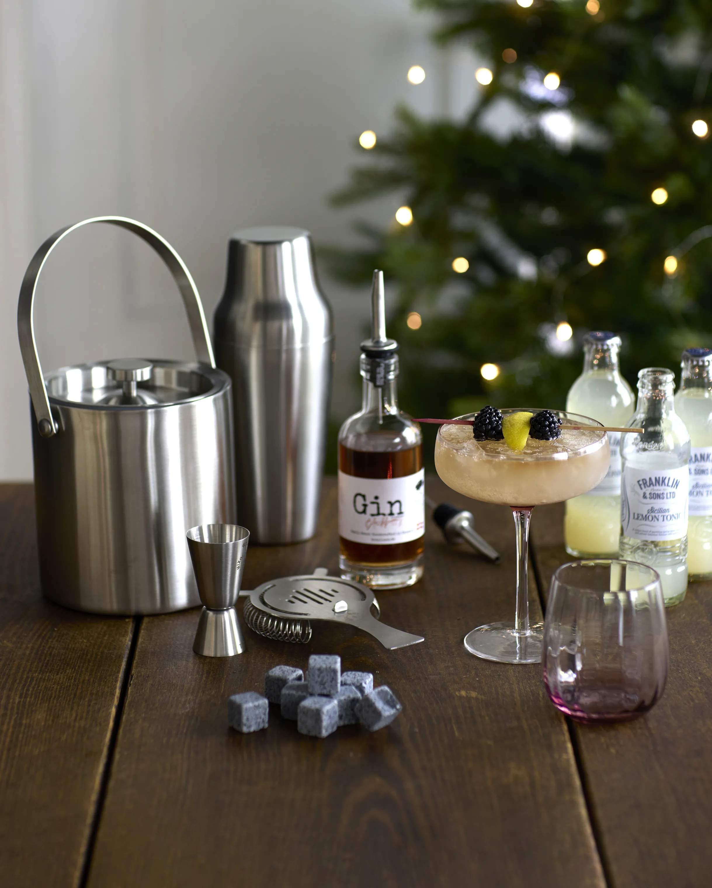 Knaplund Spiritus Ready To Mix Gincocktail Bramble - 4 dele i Bramble - 850 ml, 2