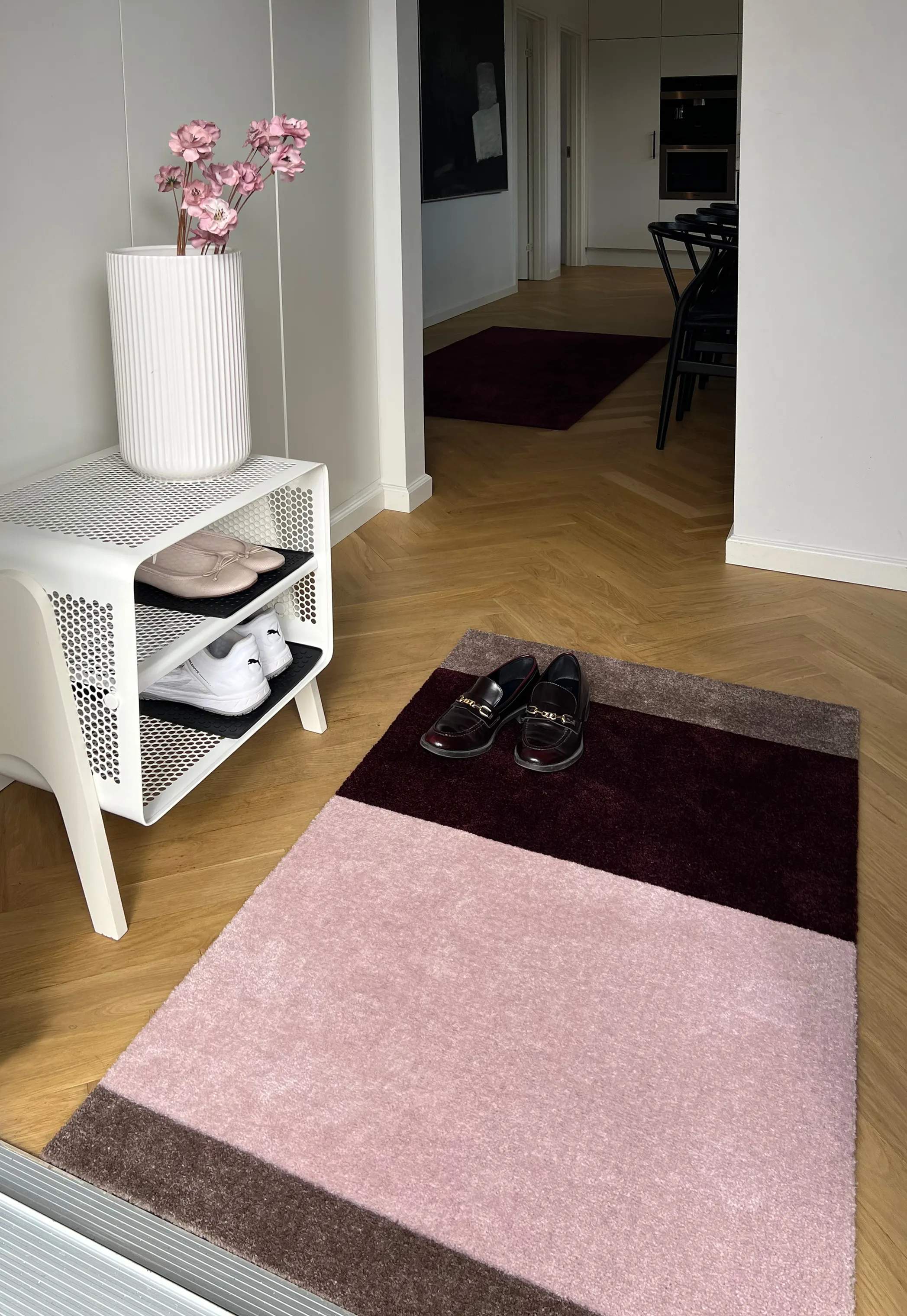 Tica Copenhagen Gulvtæpper Stripes Horisontal Gulvtæppe i Bordeaux/ Rosa/Sand, B67 x L120 cm, 5