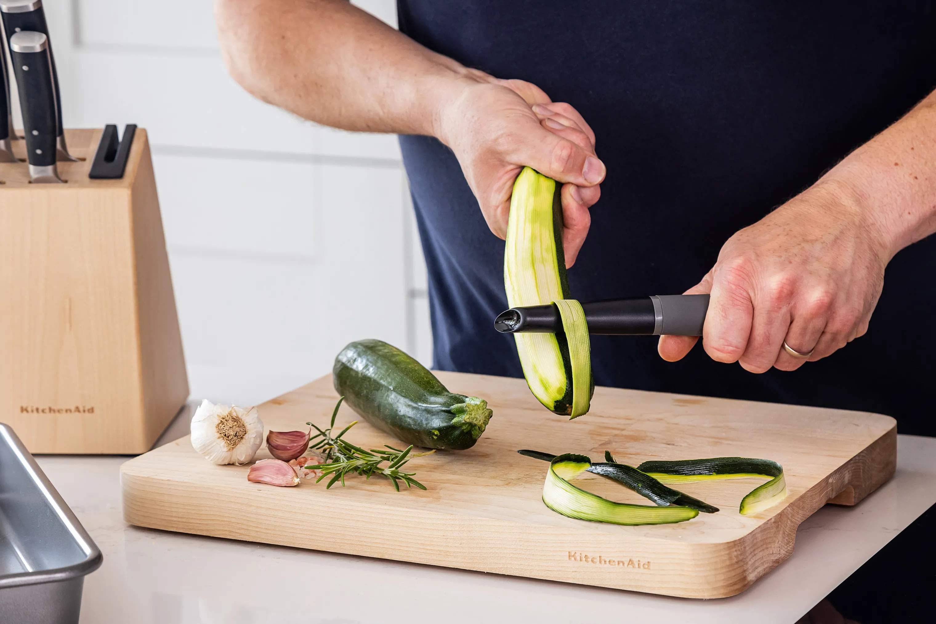 KitchenAid Grøntsags- og kartoffelskrællere Coreline Soft Grip Skrællekniv i grey, 2