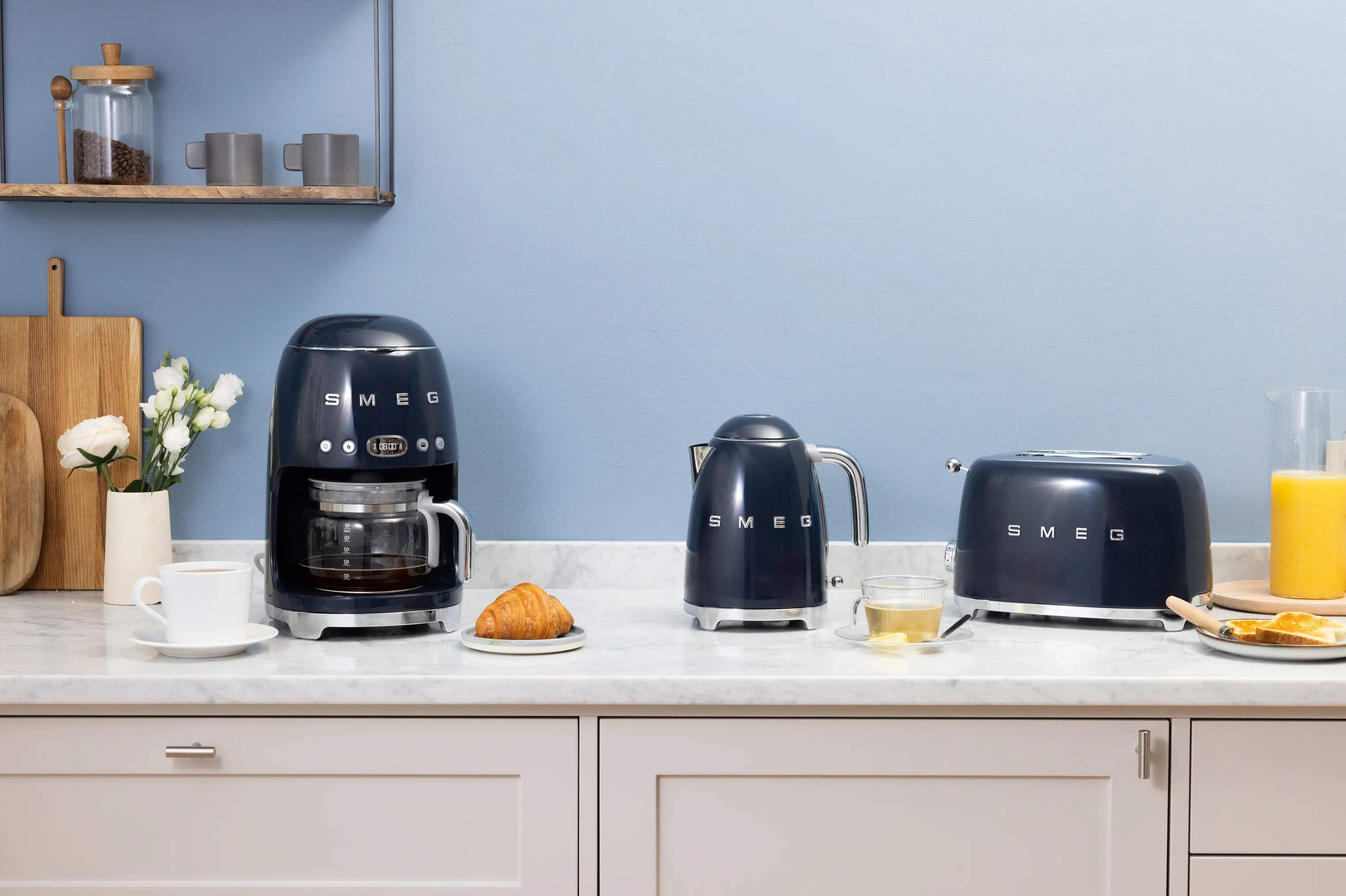 Smeg Kaffemaskiner 50's Style Kaffemaskine i Navy Blue, 2