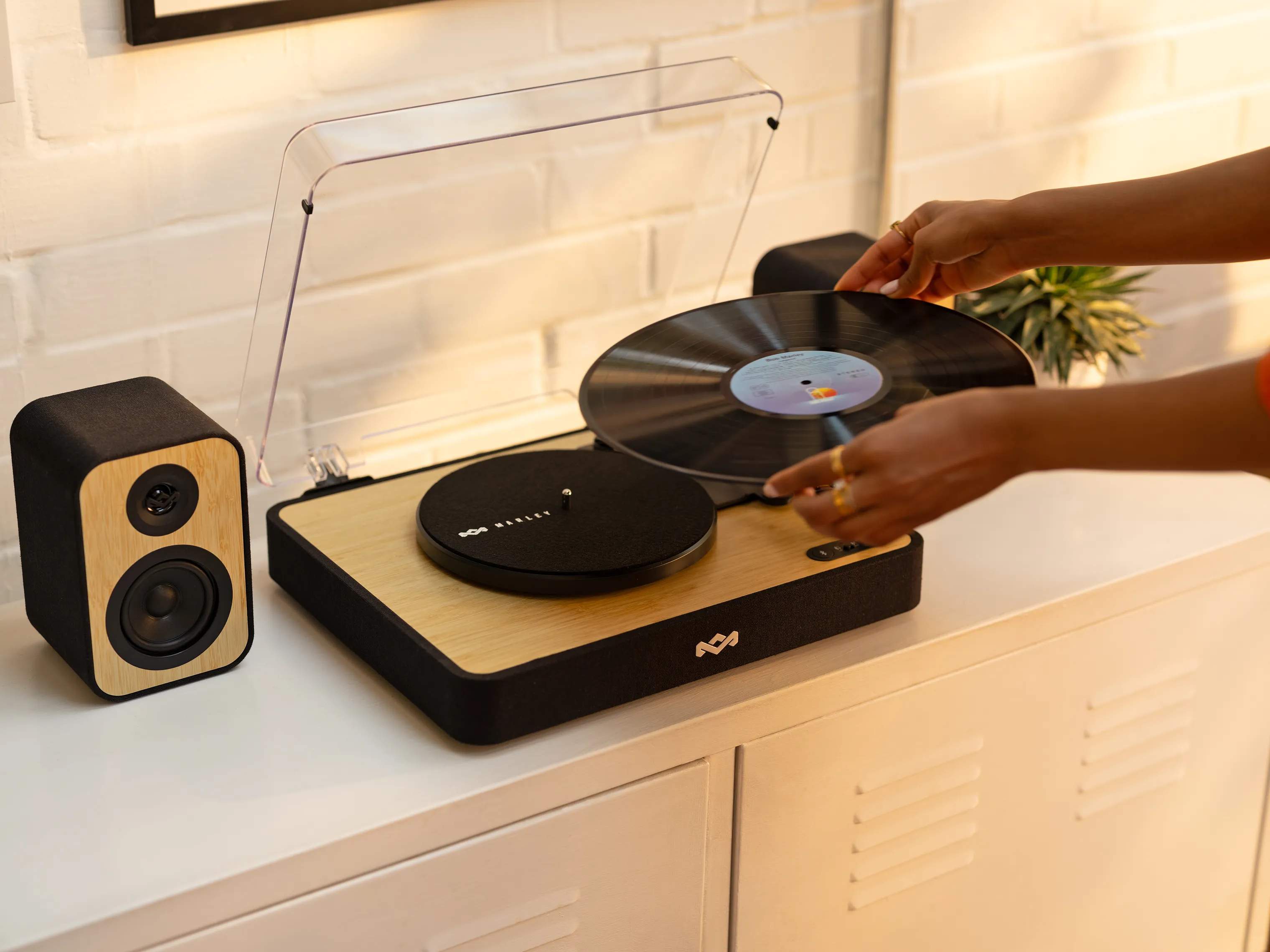Marley Højtalere Revolution Pladespiller - 3 dele i Signature Black, 2