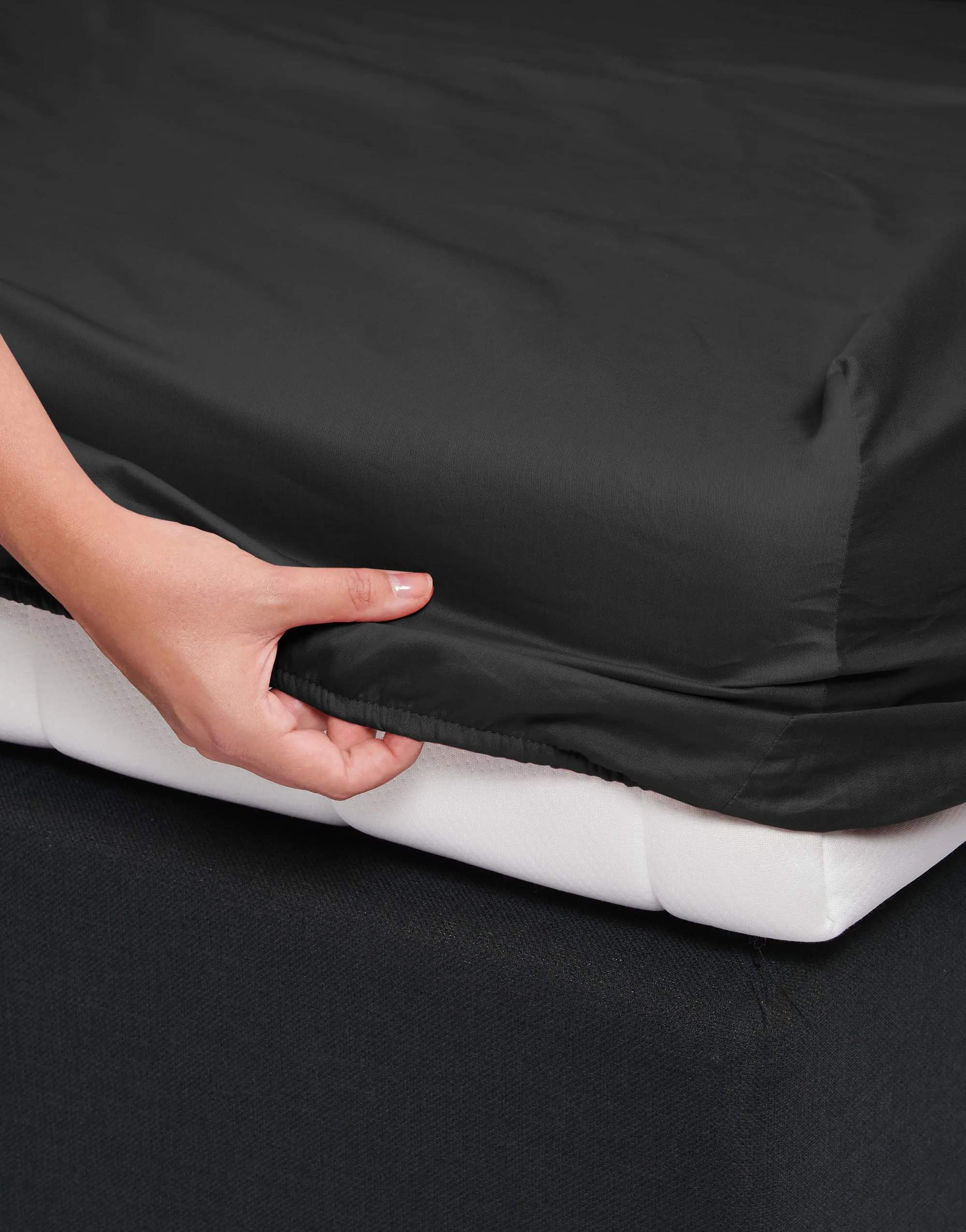 Essenza Lagner Satin Boxlagen i Antracit, B140 x L200 cm, 2