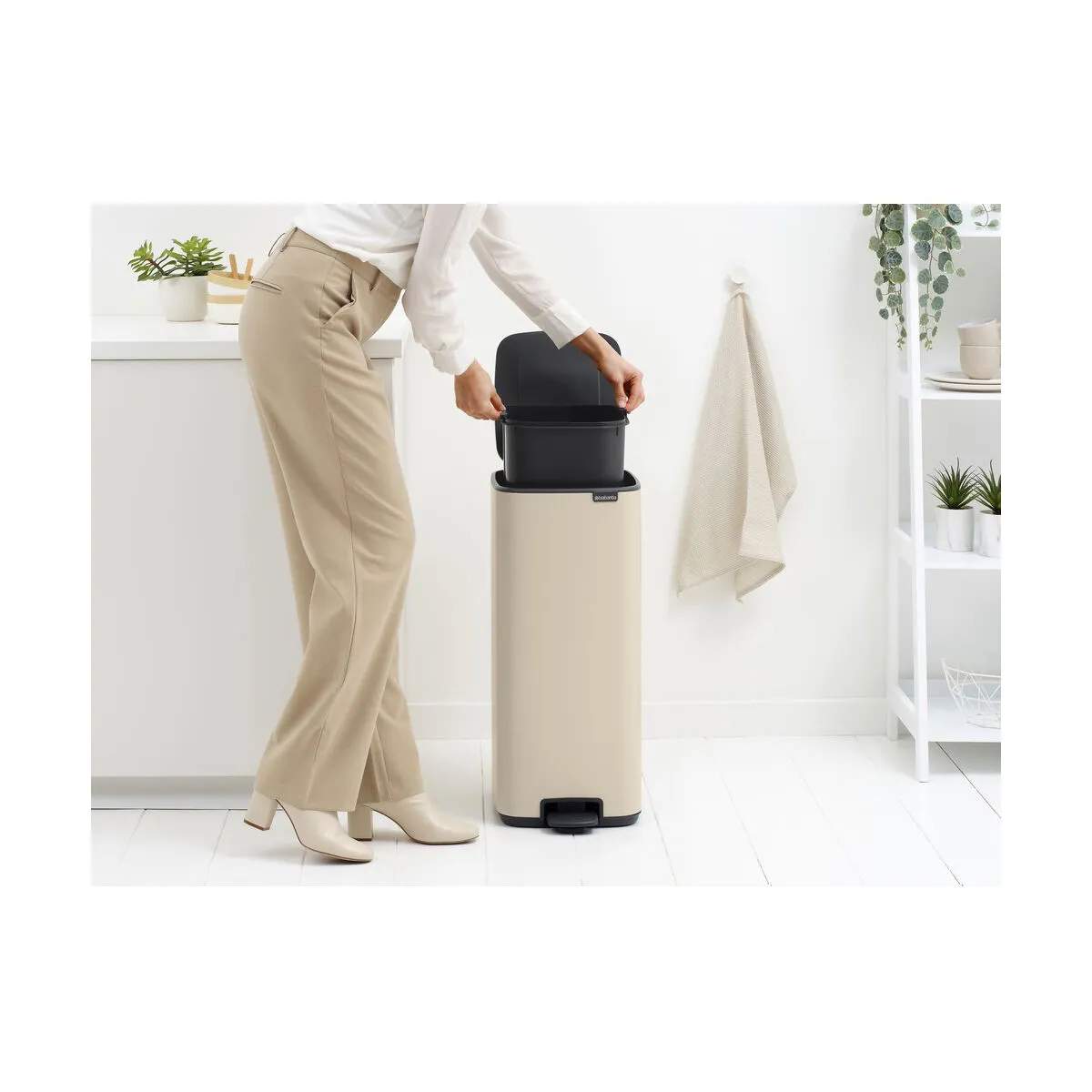 Brabantia Pedalspande Bo Pedalspand i Soft beige, 30 L, 5