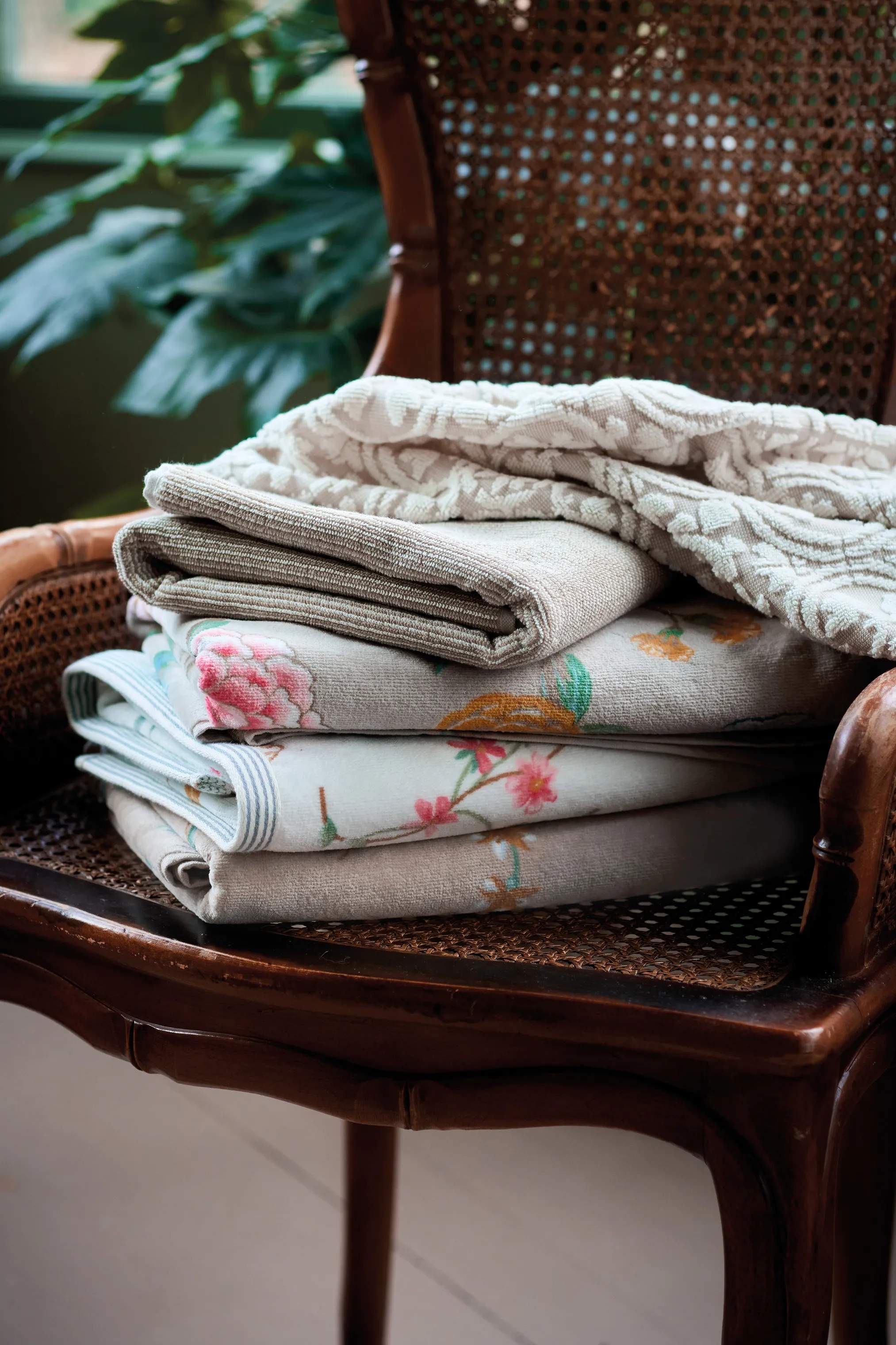 PIP Studio Håndklæder Les Fleurs Håndklæde i Khaki , B70 x L140 cm, 3