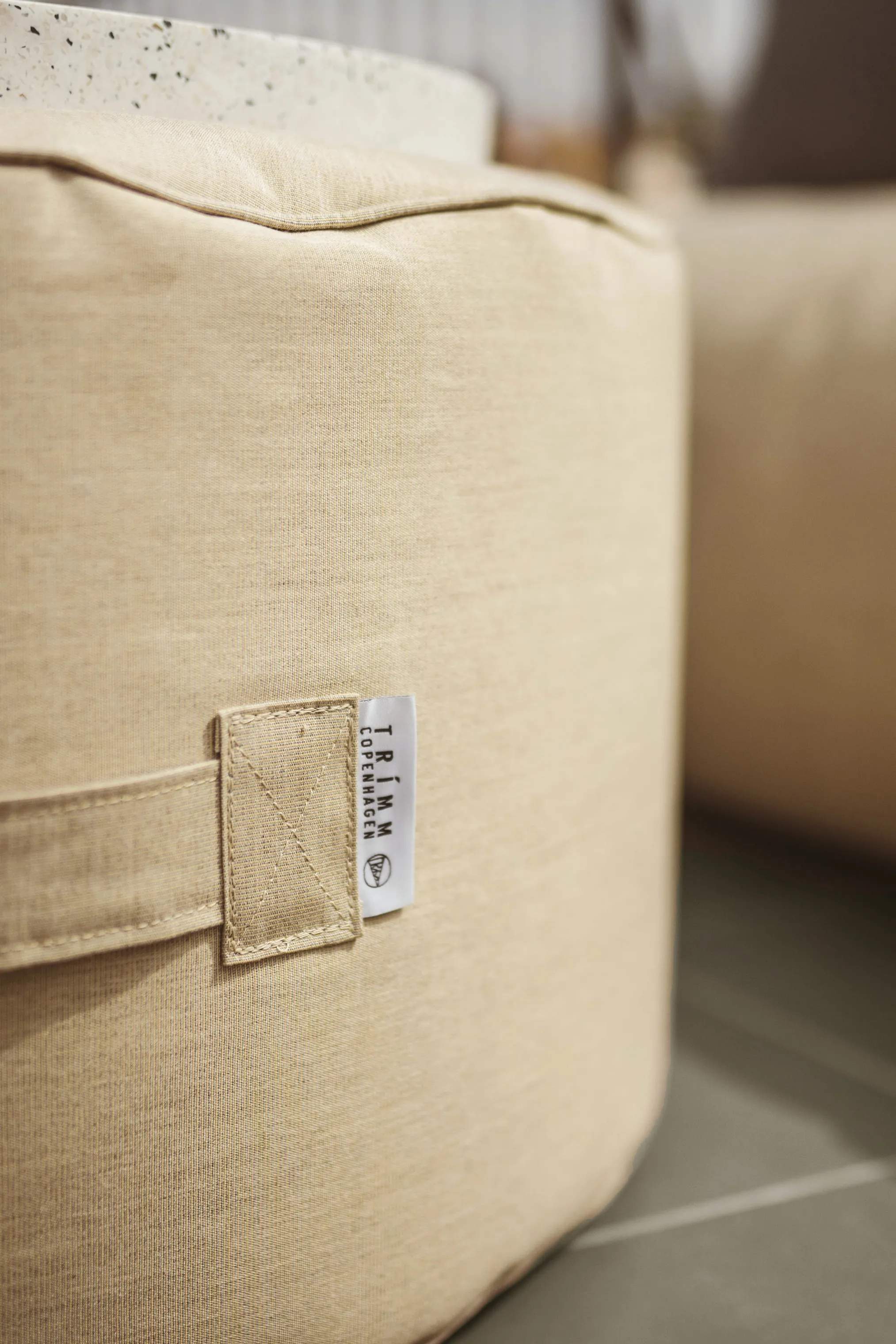 TRIMM Copenhagen Loungestole Tiny Moon Puf i Taupe, 2