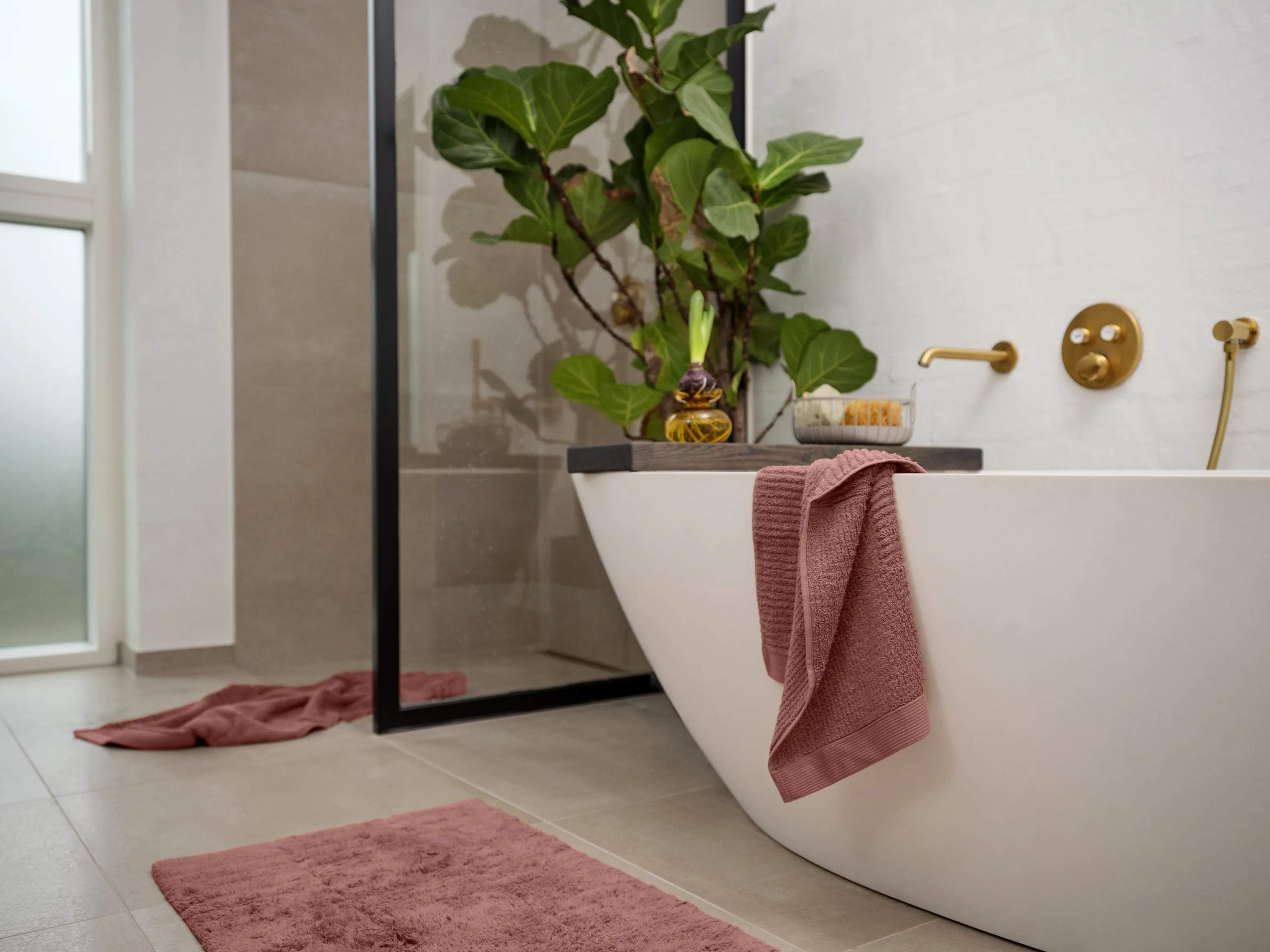 Zone Håndklæder Classic Håndklæde i Peach Red, B70 x L140 cm, 2