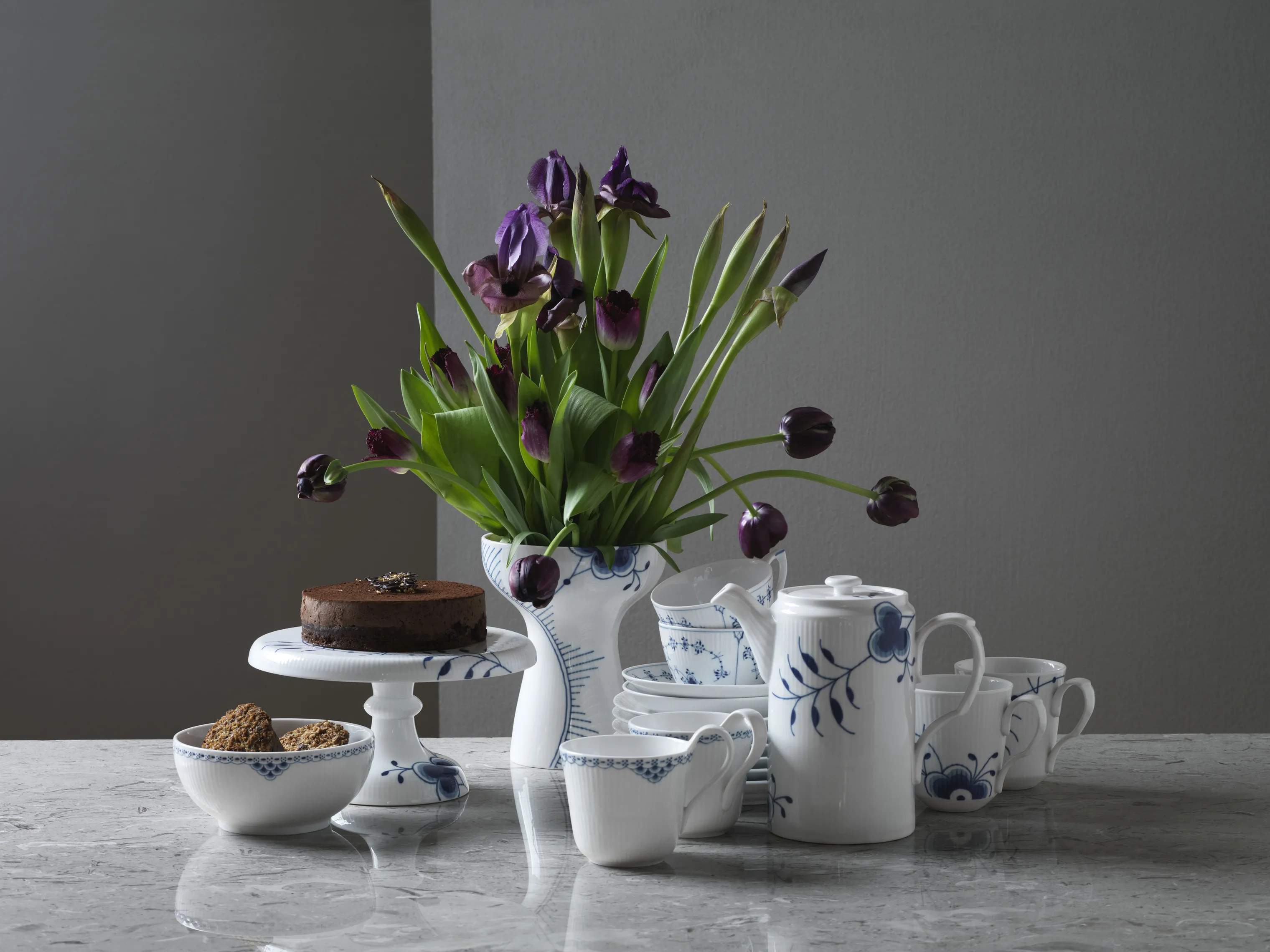 Royal Copenhagen Lagkagefade Blå Mega Riflet Kageopsats i 23 cm, 3