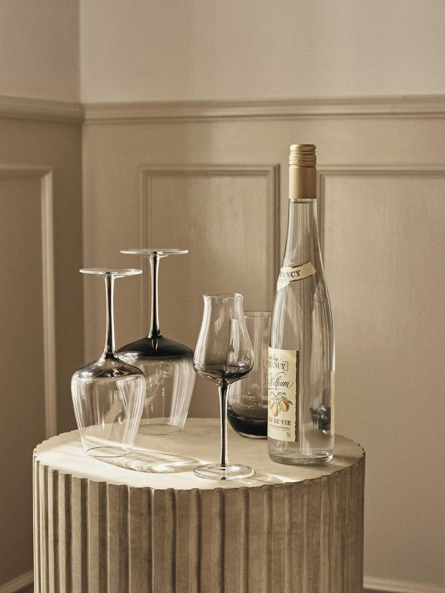 Broste Copenhagen Rom- og spiritusglas Smoke Spiritusglas i Grey, 2