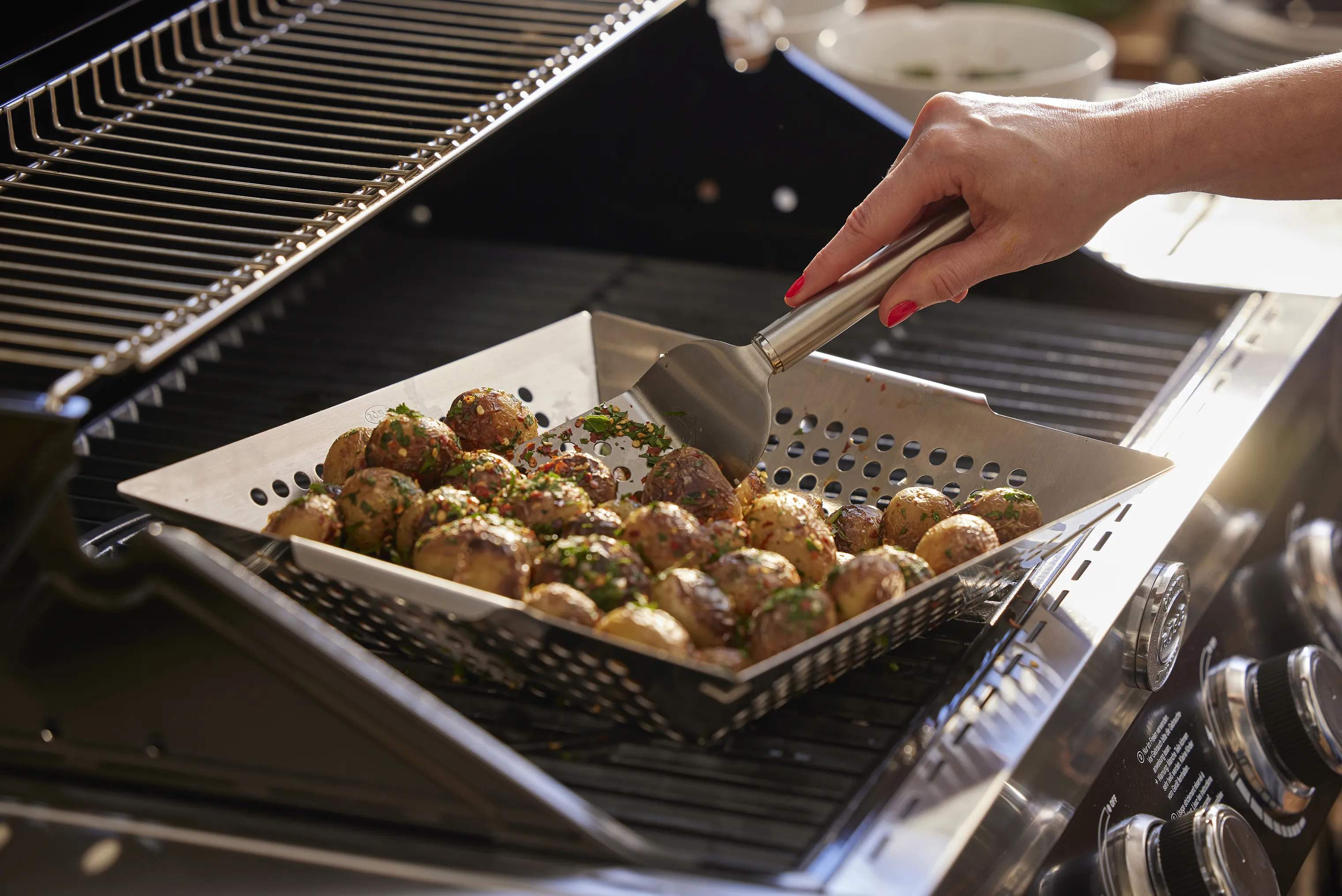 RÖSLE Gasgrill Videro G3-S Gasgrill i Sort, 2