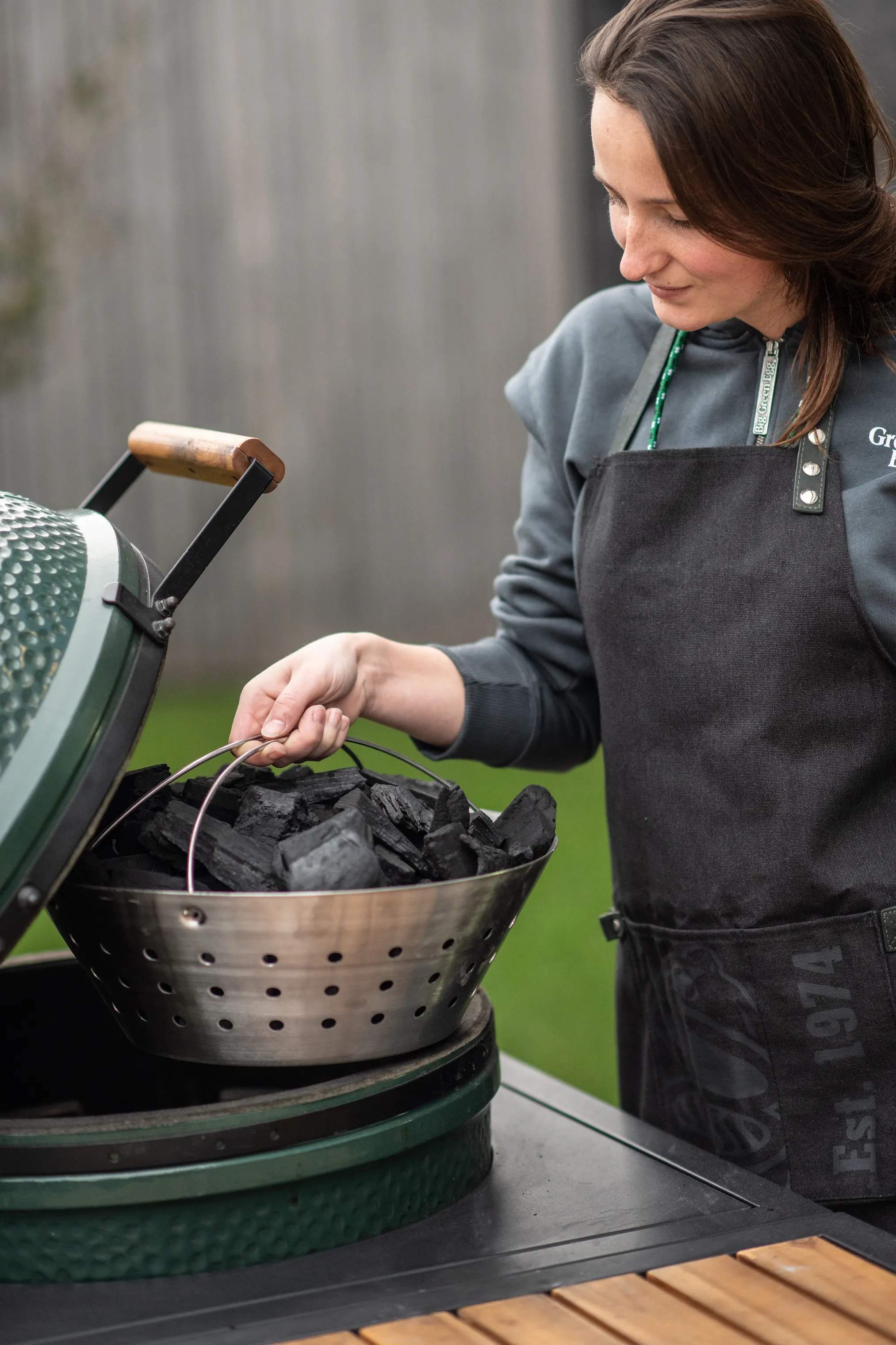 Big Green Egg Øvrigt grilltilbehør EGG tools Kulbeholder i MX, 3