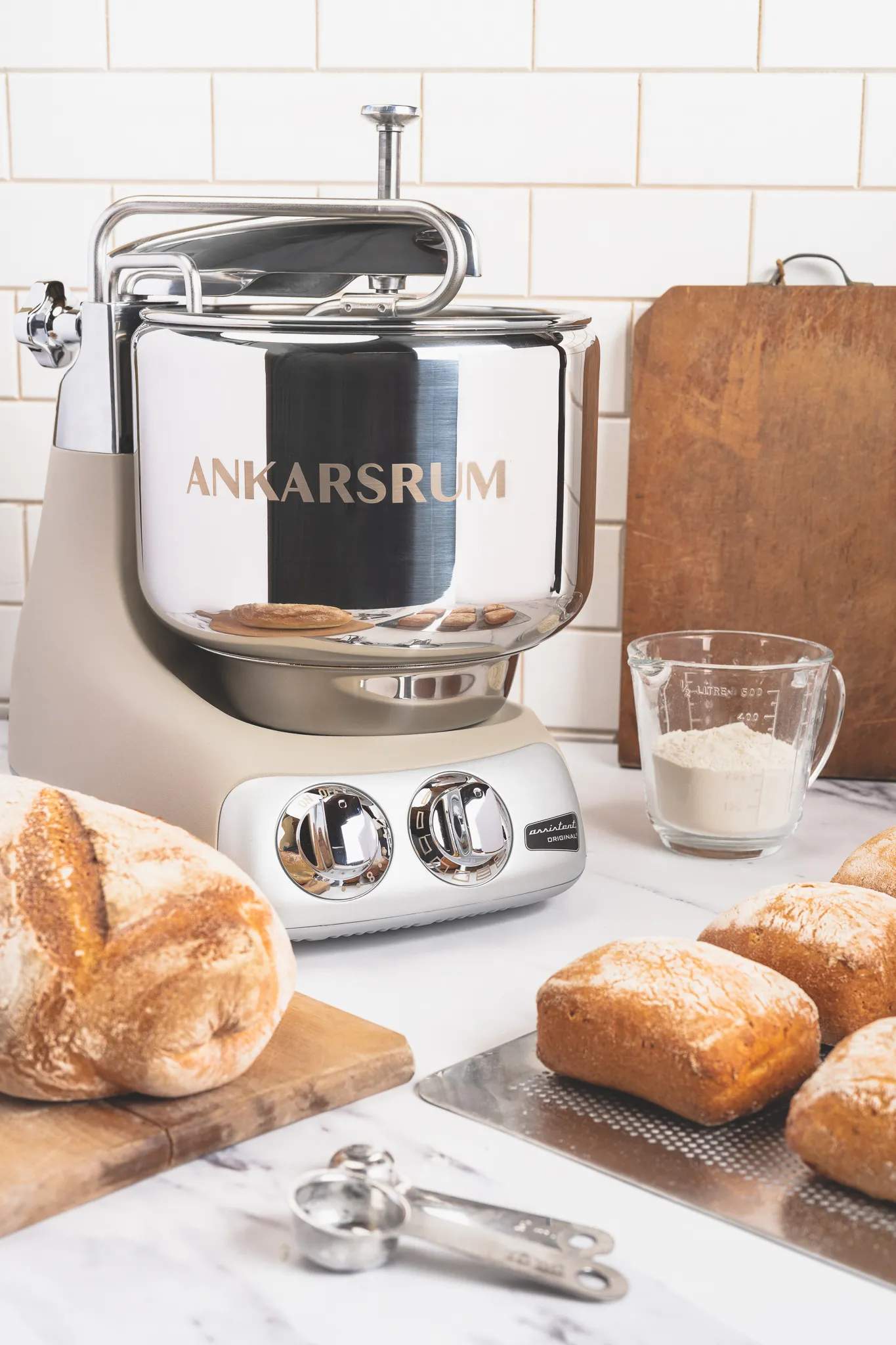 Ankarsrum Assistent Original Røremaskiner Røremaskine AKM 6230HB i Harmony beige, 2