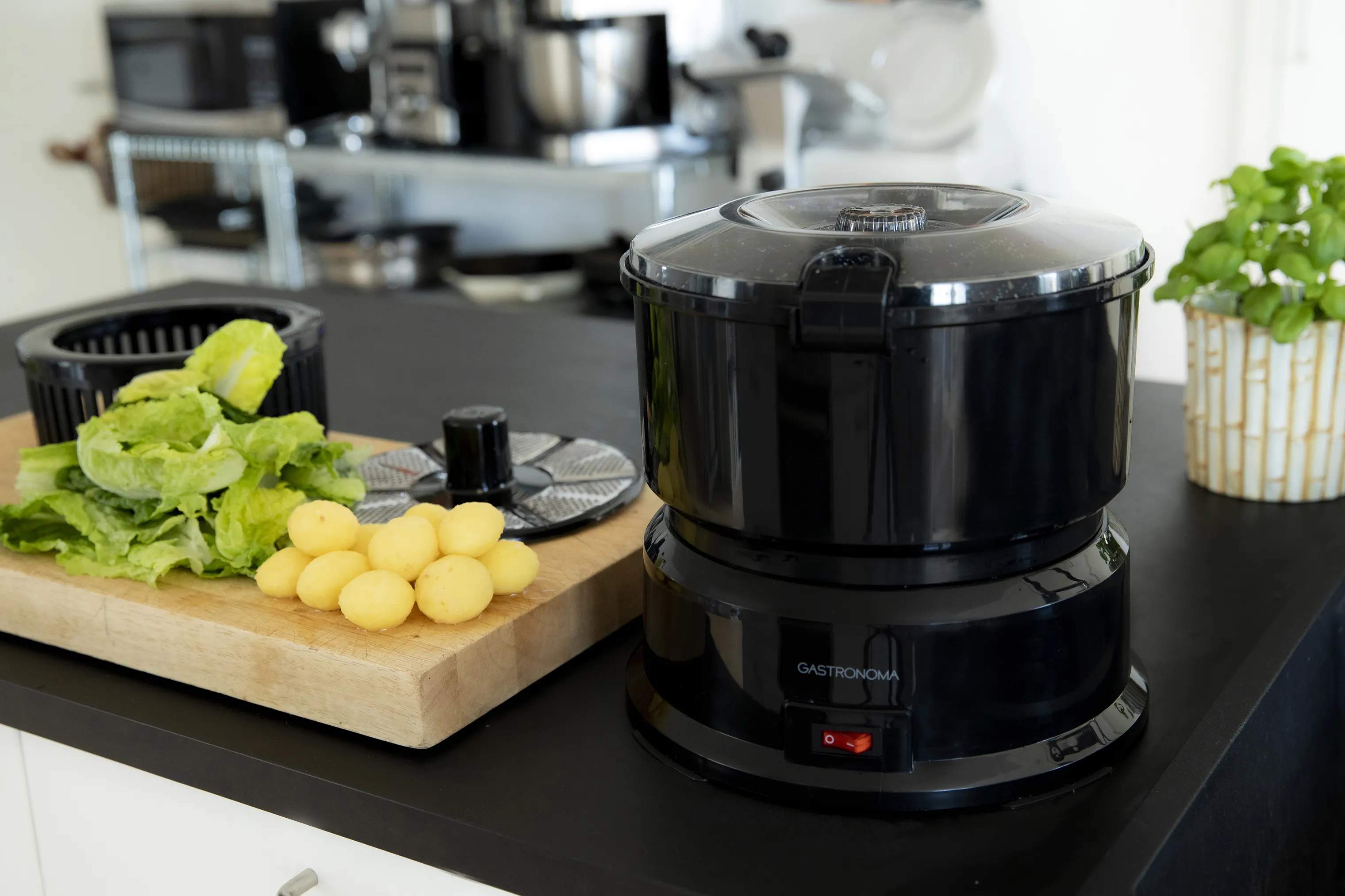 Gastronoma Grøntsags- og kartoffelskrællere Elektrisk Kartoffelskræller i Sort, 4