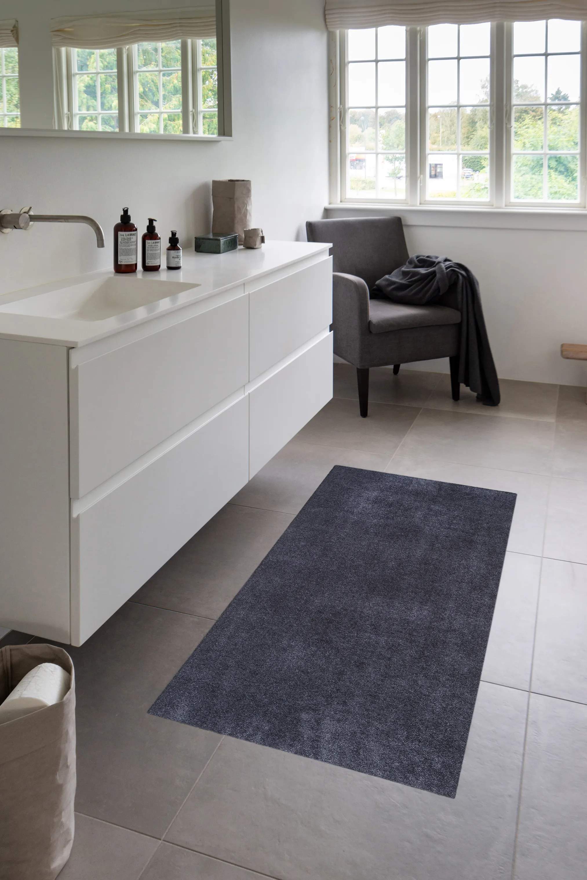 Tica Copenhagen Dørmåtter Uni Color Gulvmåtte i Grå, B67 x L150 cm, 3