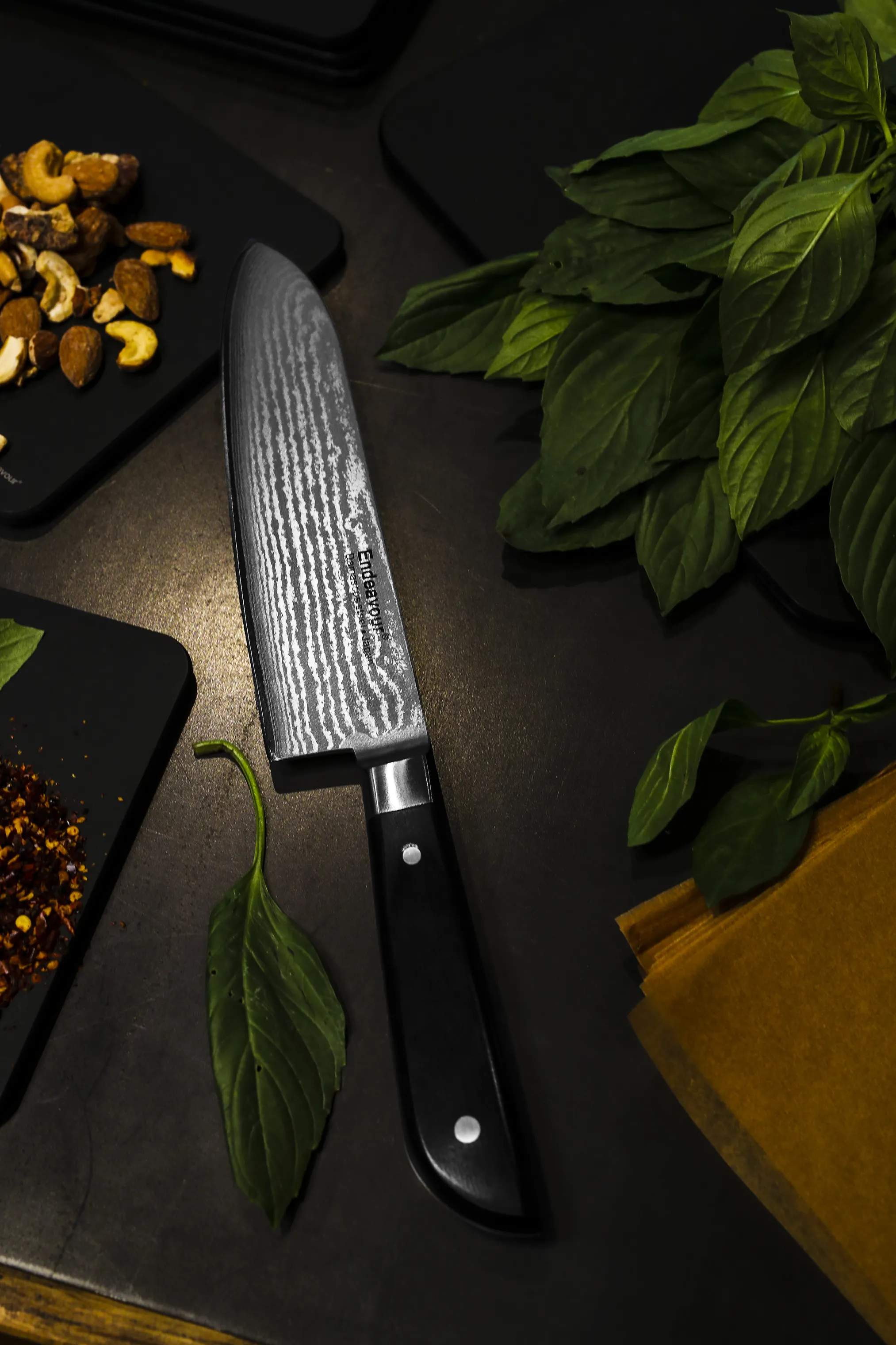 Endeavour Santokuknive Santokukniv i sort, 8