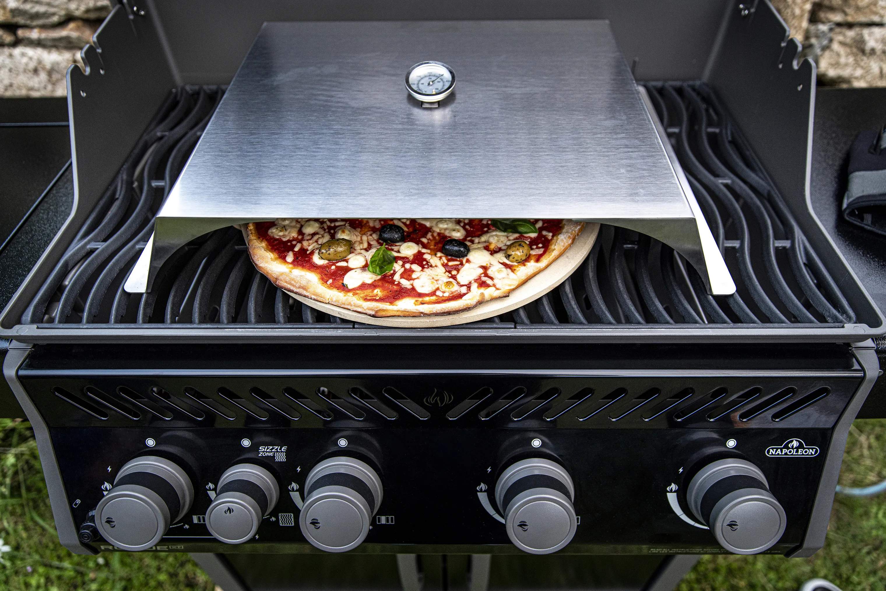Napoleon Øvrigt grilltilbehør Pizzaindsats i Sølvfarvet, 2