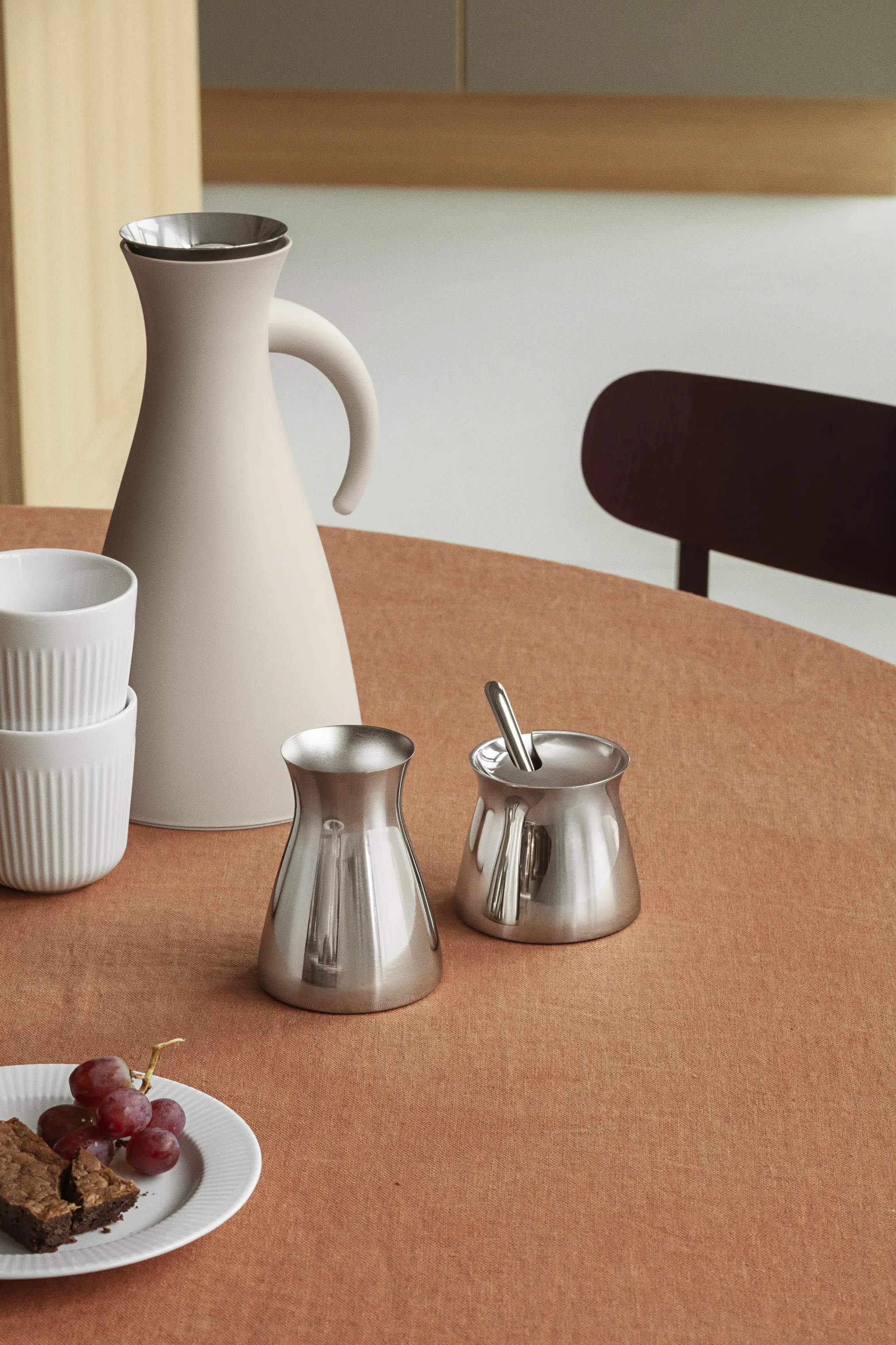 Eva Trio Sukkerskåle Sukkerskål i Polished steel, 2