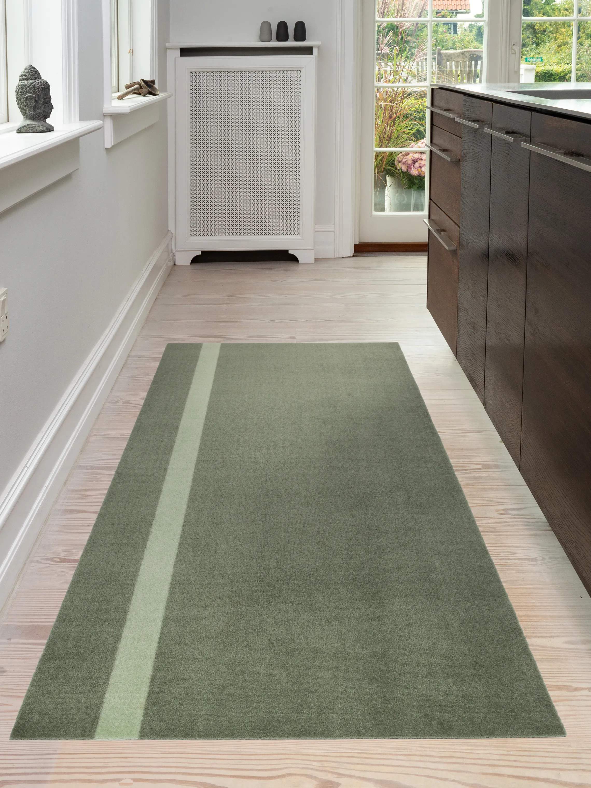 Tica Copenhagen Gulvtæpper Stripes Vertikal Gulvtæppe i Lysgrøn/støvetgrøn/mørkegrøn, B90 x L200 cm, 2