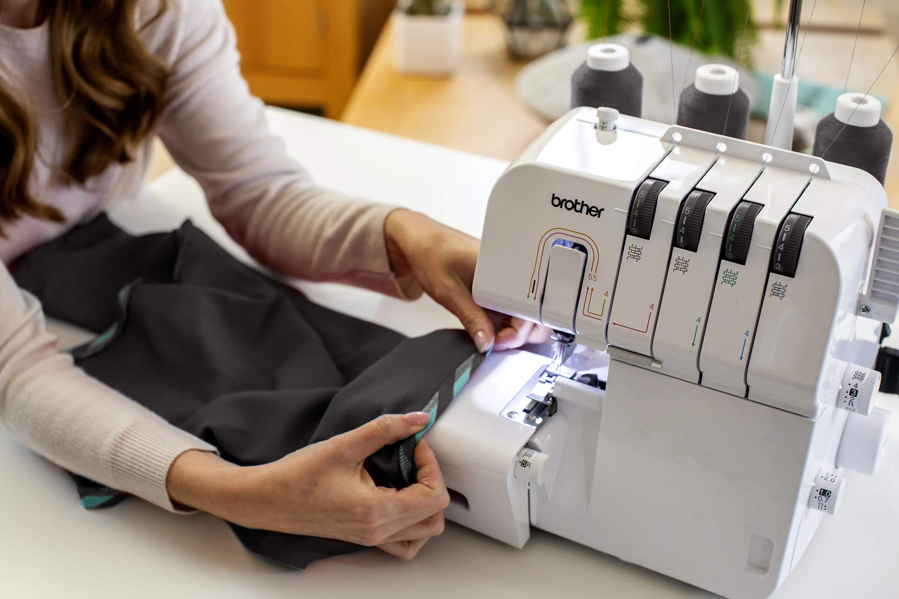 Brother Symaskiner Overlock Symaskine M343DST i Hvid, 5