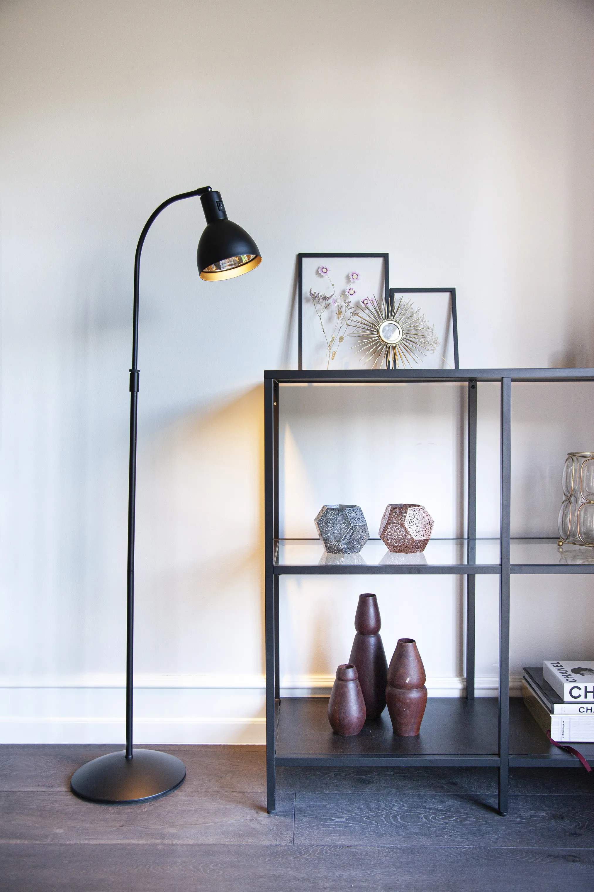 Halo Design Gulvlamper Angora Gulvlampe i Sort, 2