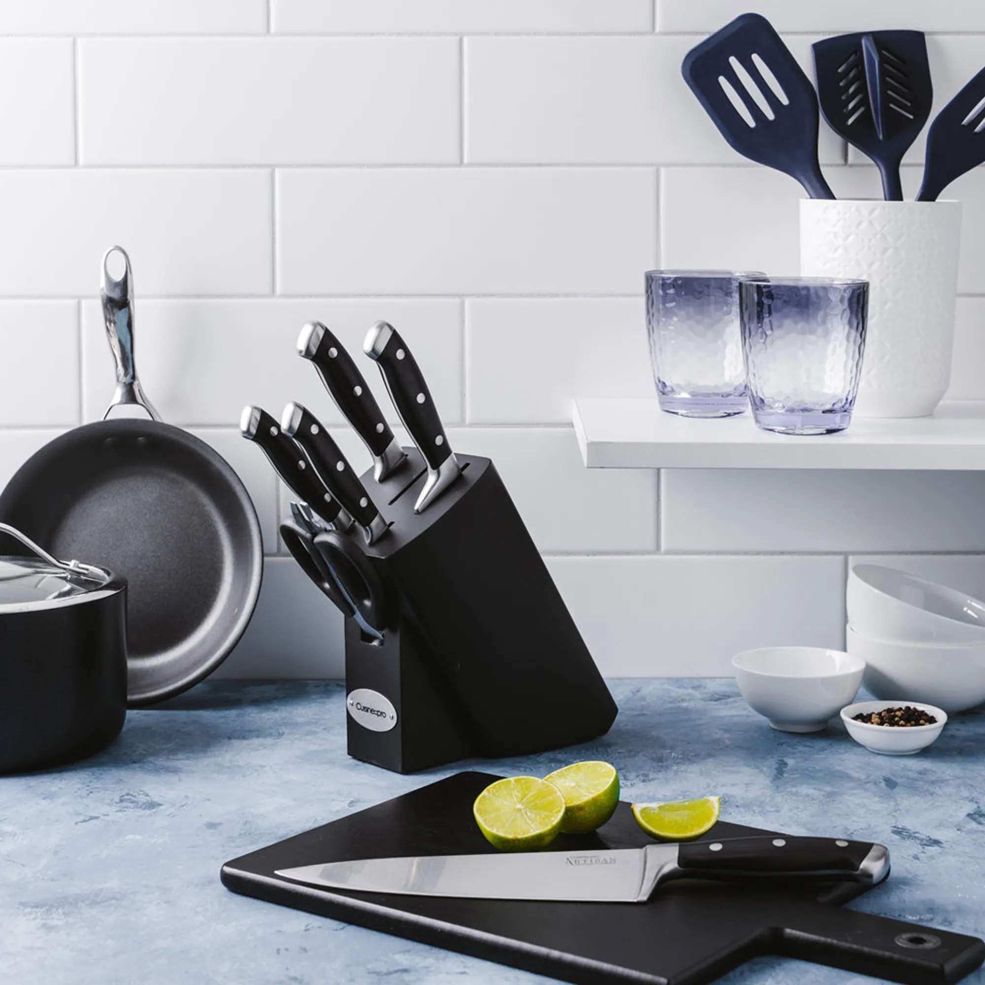 THE CUSTOM CHEF™ Knivblokke med knive Cuisine::pro®
Artisan™ Cuisine::pro Artisan™ Finster Knivblok - 7 dele i sølvfarvet/sort, 2