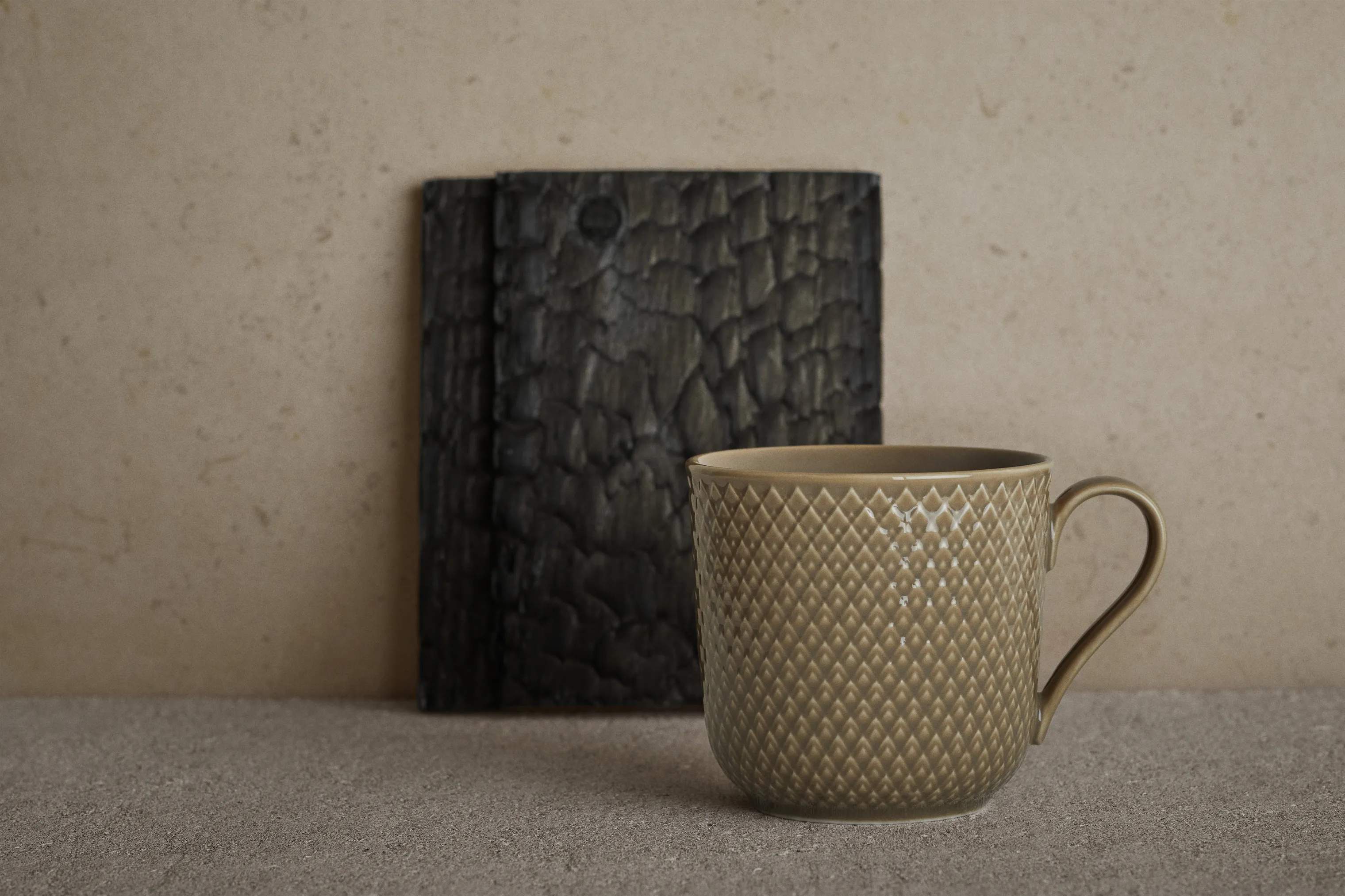 Lyngby Porcelæn Krus og kopper med hank Rhombe Earth Krus m. hank i Clay, 3