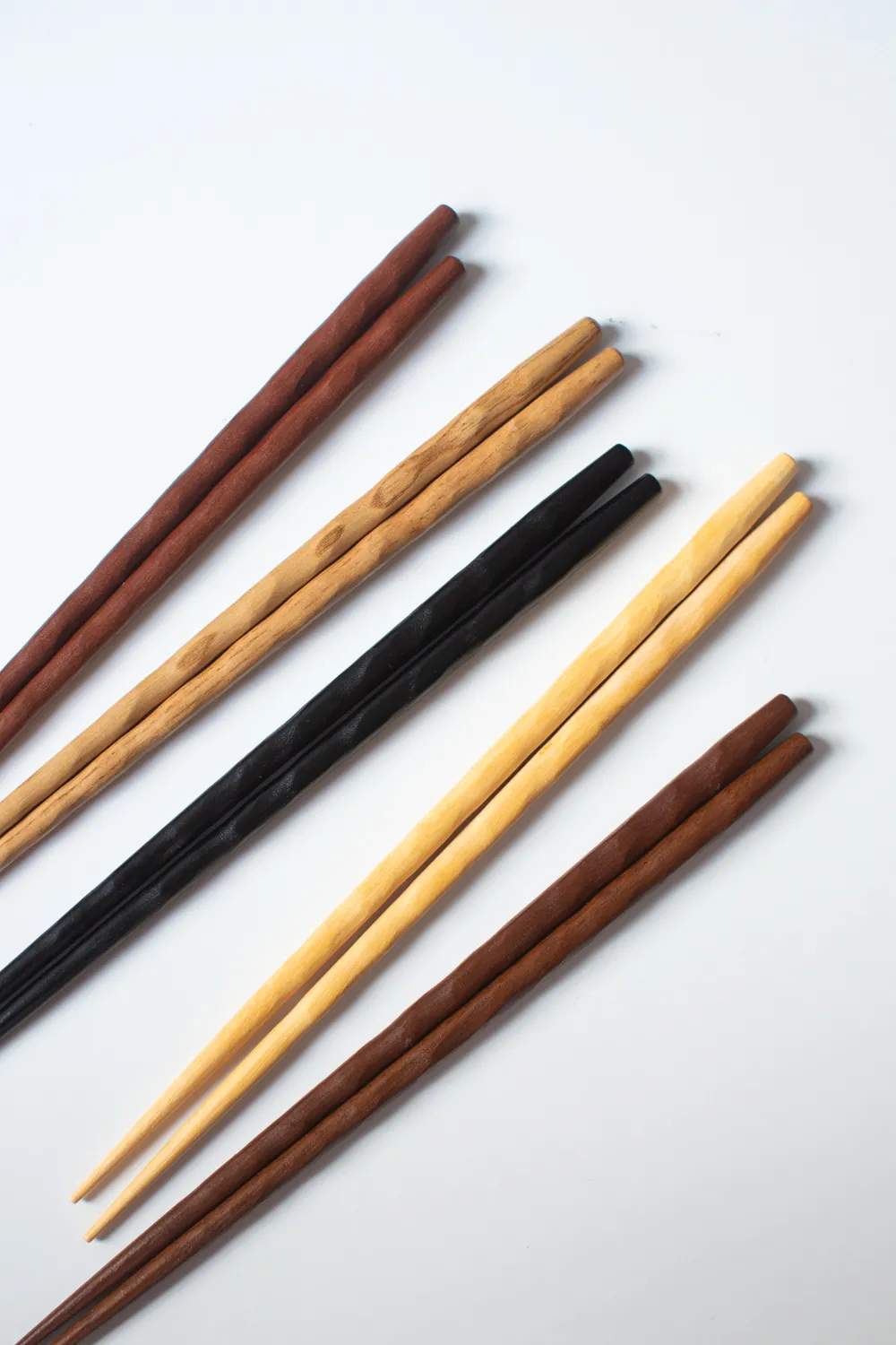 Kawai Bestiksæt Spisepinde Caved Wood - 10 dele i Multifarvet, 2