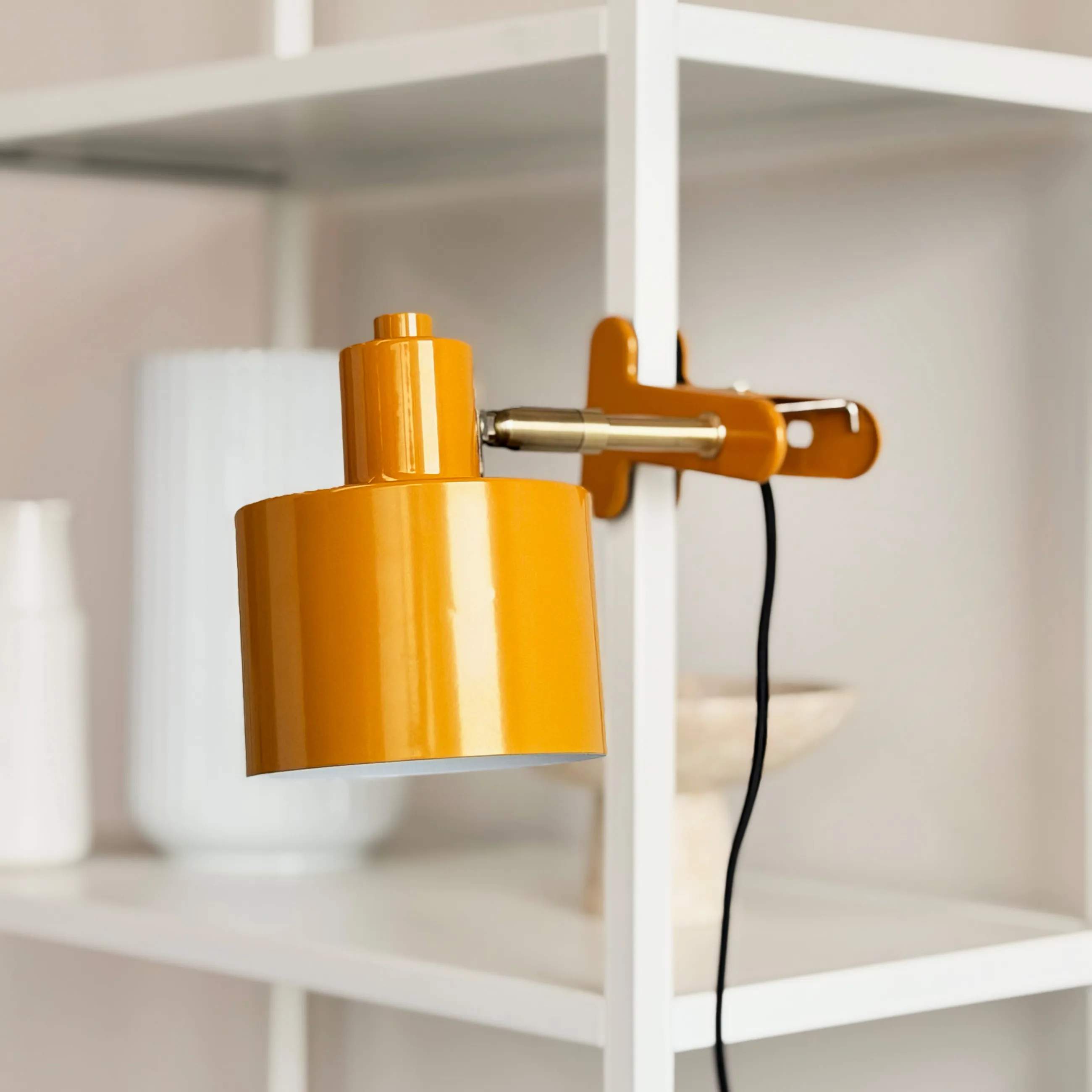 Dyberg Larsen Bordlamper Ocean Klemmelampe i Karry, 2