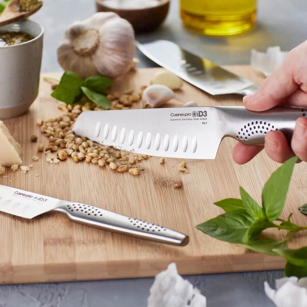 THE CUSTOM CHEF™ Knivsæt Cuisine::pro®
iD3® Cuisine::pro Santoku Knivsæt - 3 dele i sølvfarvet, 3