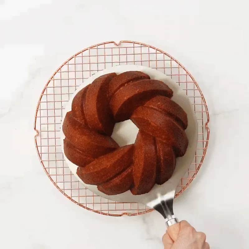 Nordic Ware Bageredskaber Kageløfter i Sølvfarvet, 3