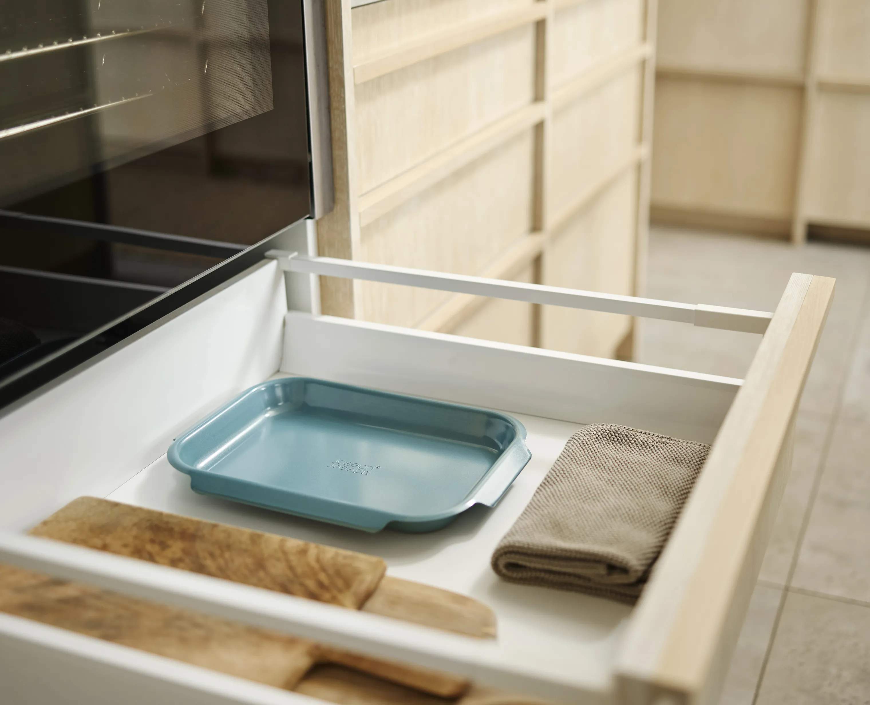 Joseph Joseph Ovnfaste fade Nest Bake Fad i B30 x L23 cm, 2