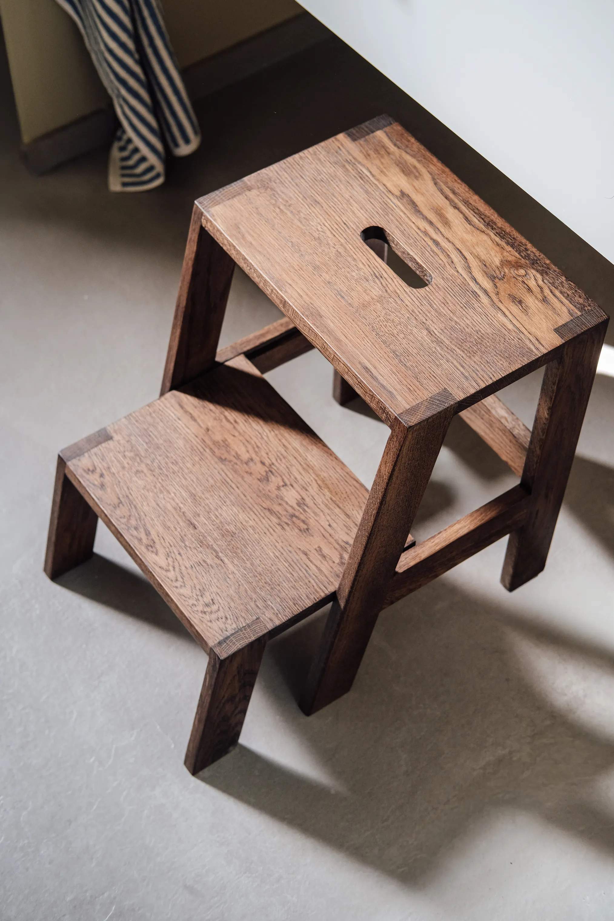 SKAGEN living Skamler Skammel i Mørkbejdset eg, 3