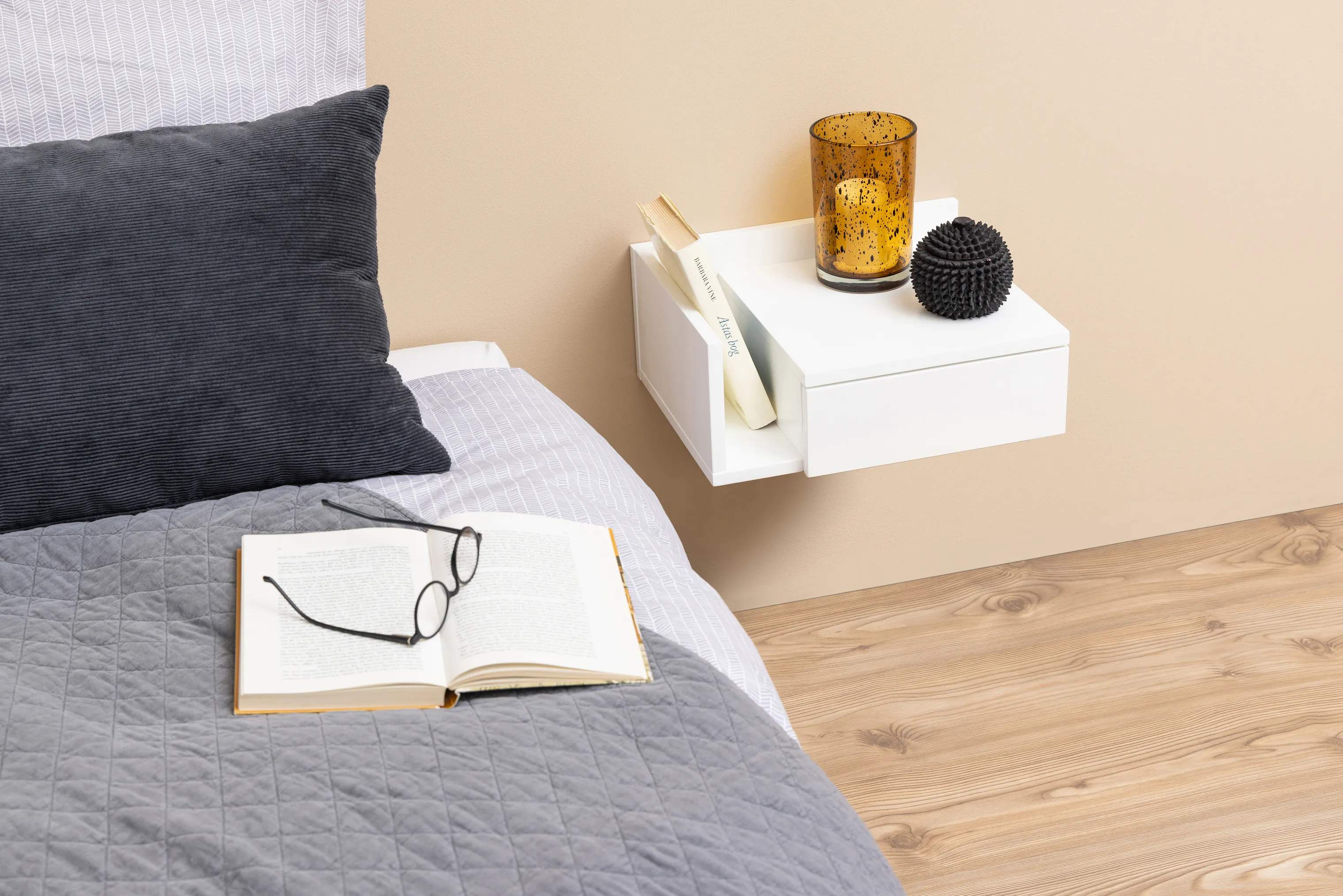 CASA Living Sengeborde Ashlan Natbord i Hvid, 2
