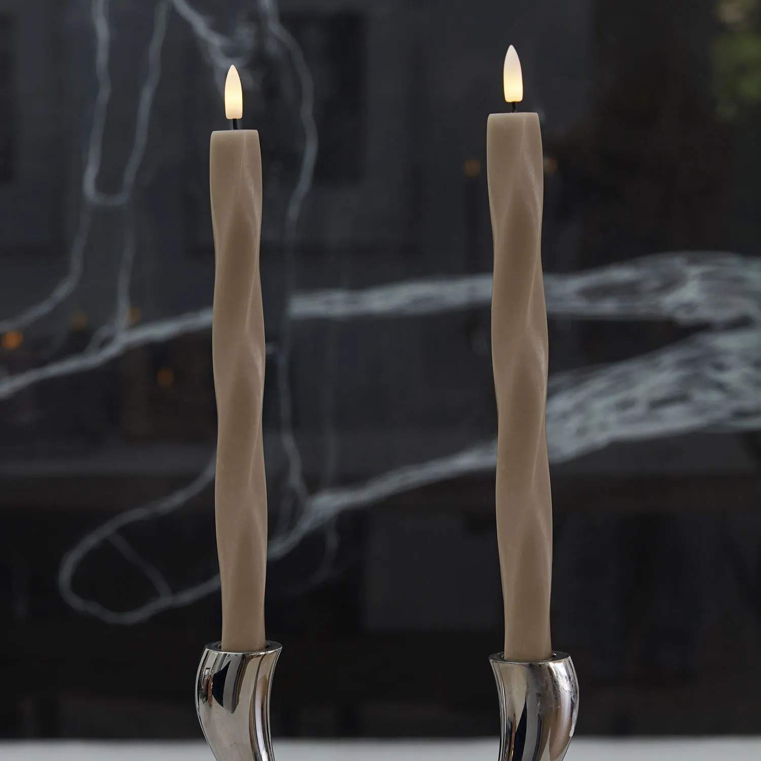 Sirius LED-lys Nordisk Skulptur LED KroneLys i Brun, 2