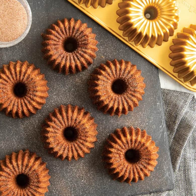 Nordic Ware Øvrige bageforme Brilliance Bundlette Donutform i Guldfarvet, 6