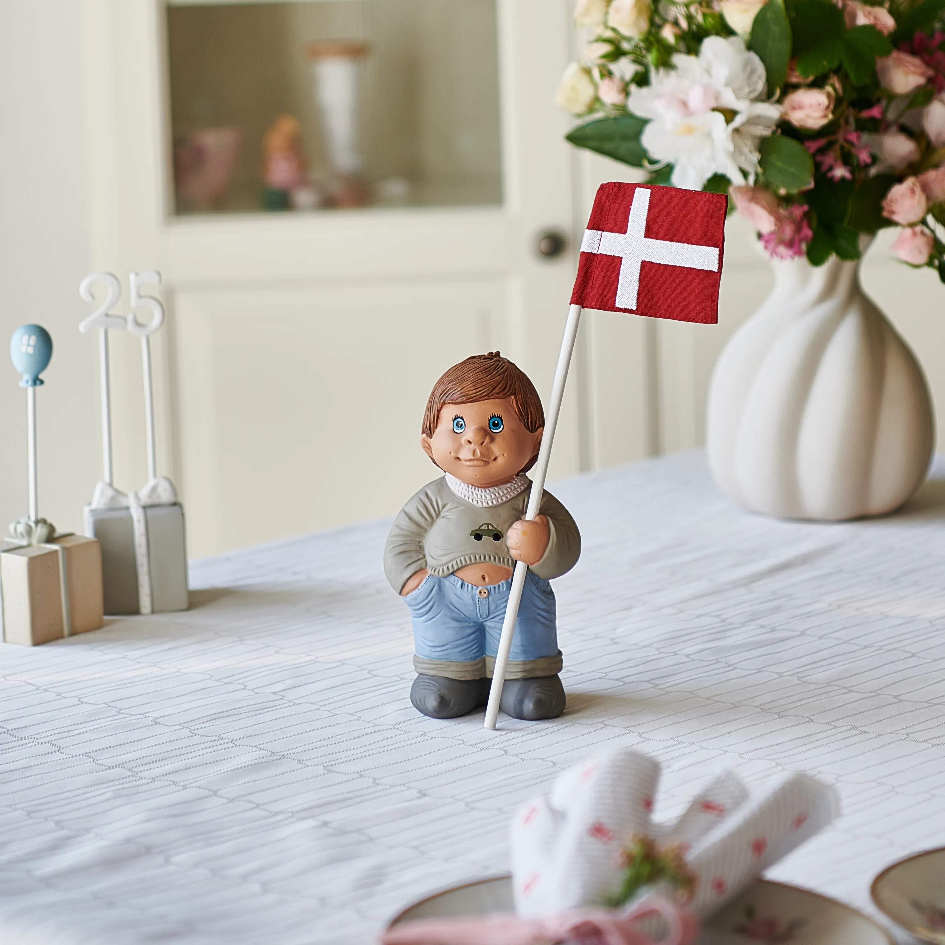 Klarborg Øvrige figurer Fødselsdagsdreng - Stor i Grå/Lyseblå, 3