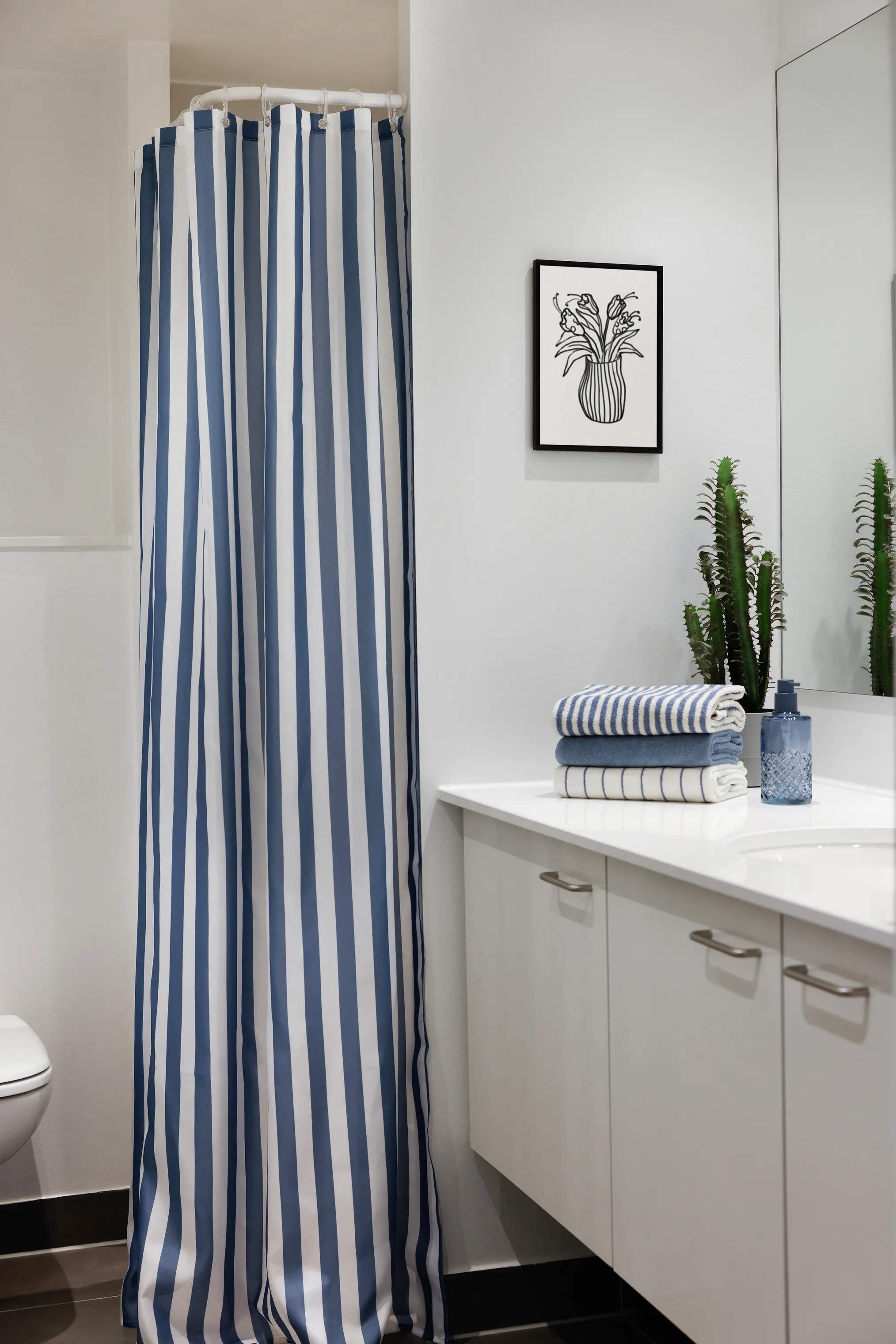 CASA Living Badeforhæng Badeforhæng i Blåstribet, 2