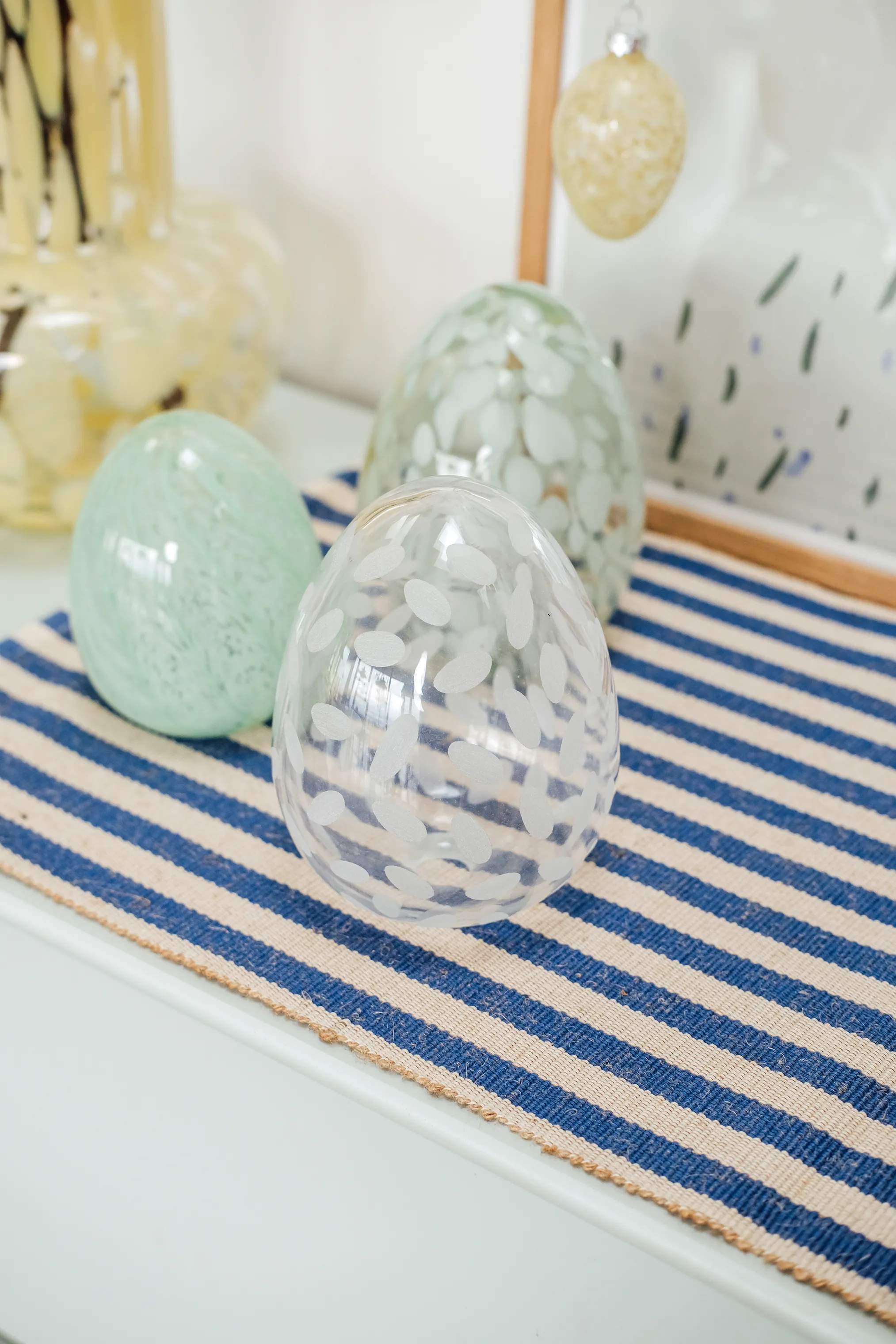CASA Living Påskeæg og ophæng Dekorationsæg i Klar/hvid confetti, 14,5 cm, 2