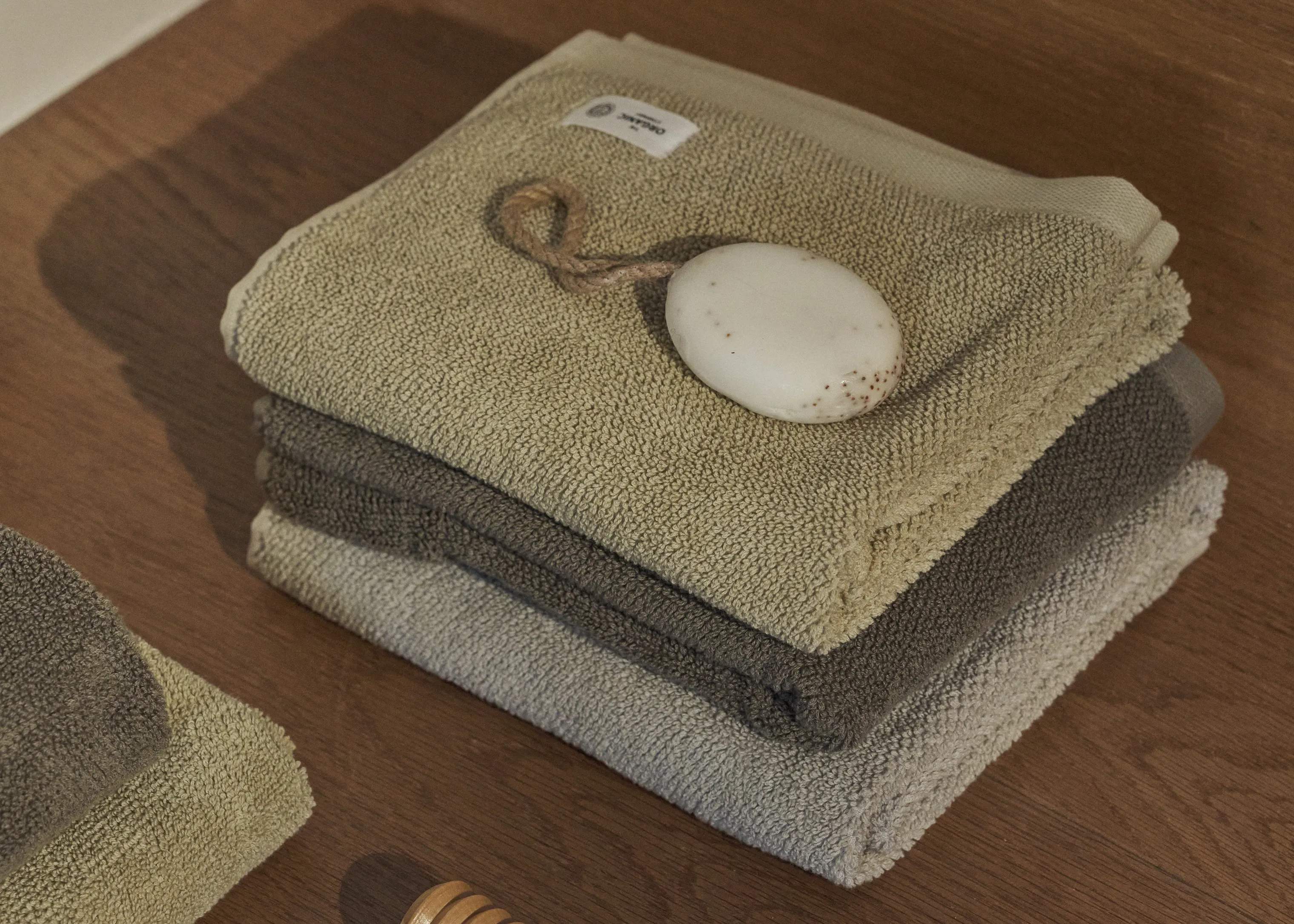 The Organic Company Håndklæder MILD Badehåndklæde i Beige, 140 cm, 2