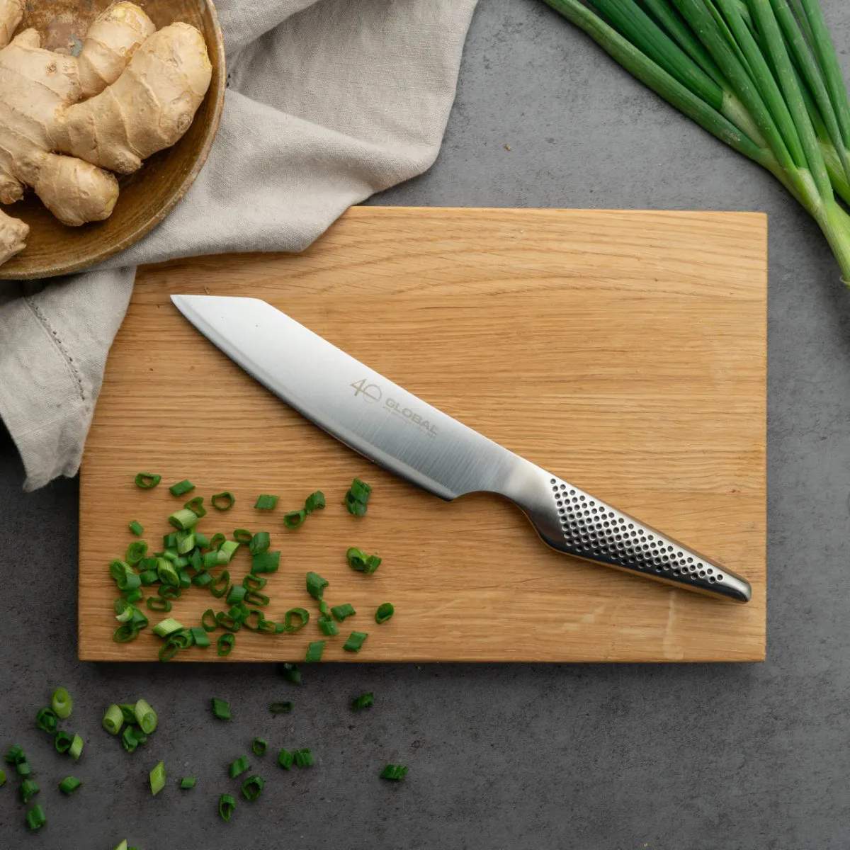 Global Universalknive 40-års jubilæum Jubilæums Kiritsuke i Stål, 2
