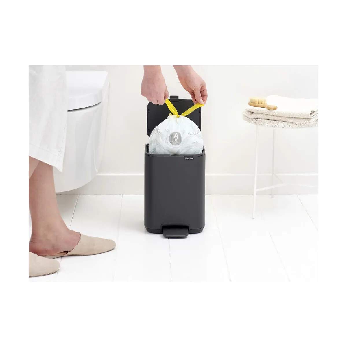 Brabantia Pedalspande Bo Pedalspand i Grå, 4 L, 4