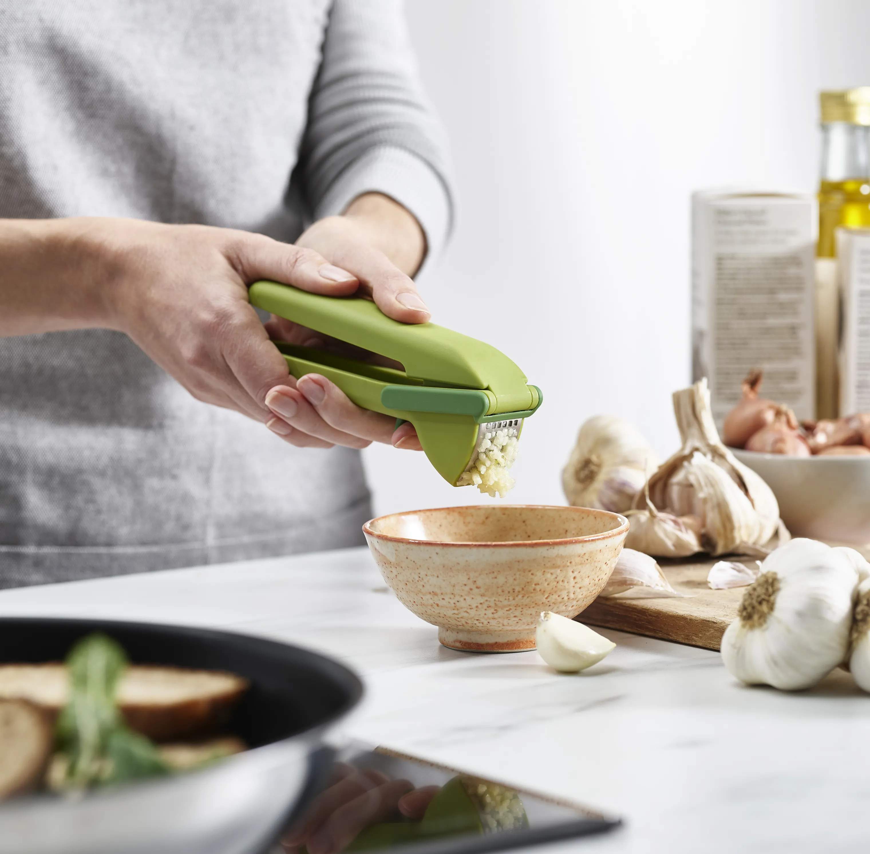 Joseph Joseph Hvidløgspressere Cookshop Cleanforce Hvidløgspresser i Grøn, 3