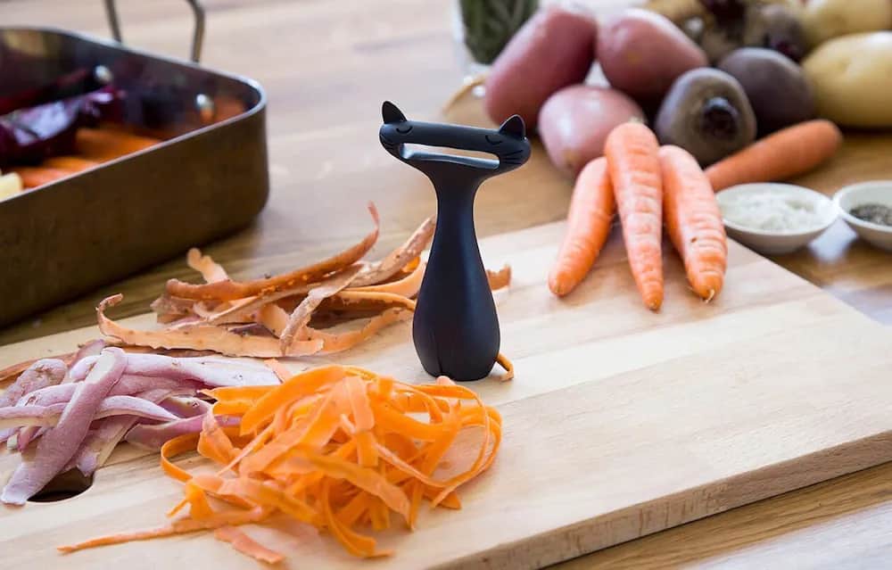 Peleg Design Grøntsags- og kartoffelskrællere Catpeeler Skrællekniv i Sort, 2
