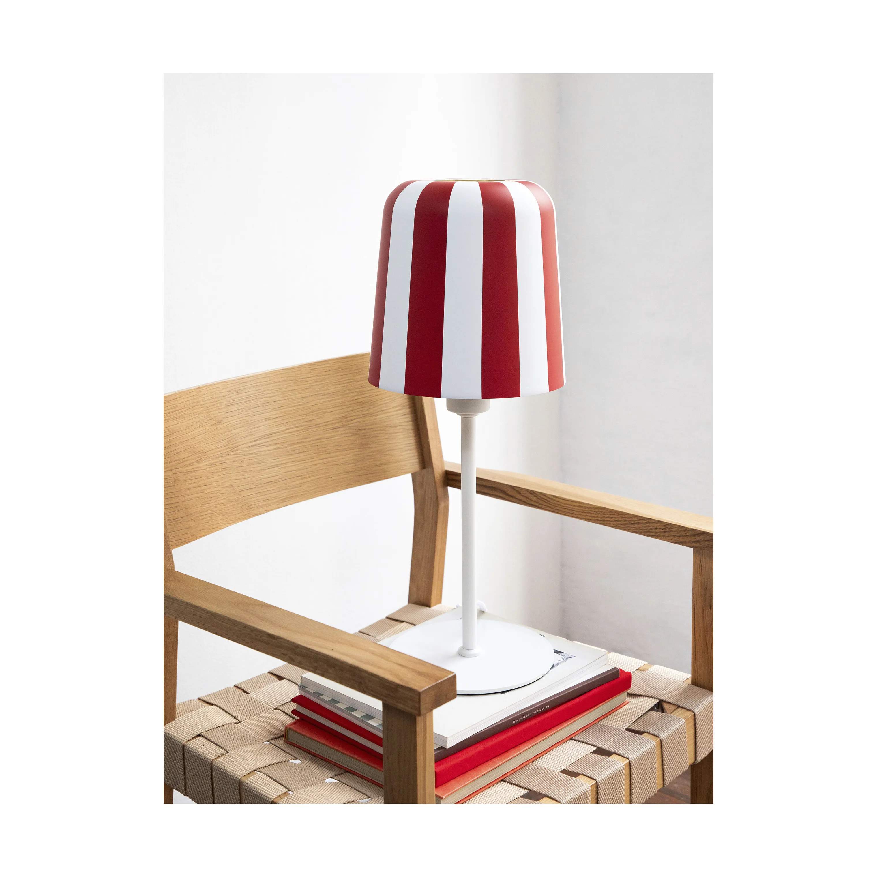 Dyberg Larsen Bordlamper Gry Bordlampe i Hvid/ Rød, 3