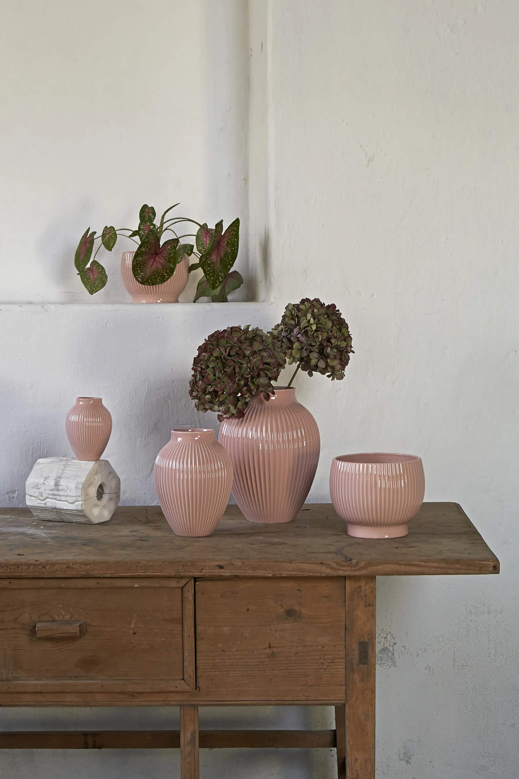 Knabstrup Keramik Urtepotteskjulere Riller Urtepotteskjuler i Rosa, 16,5 cm, 3