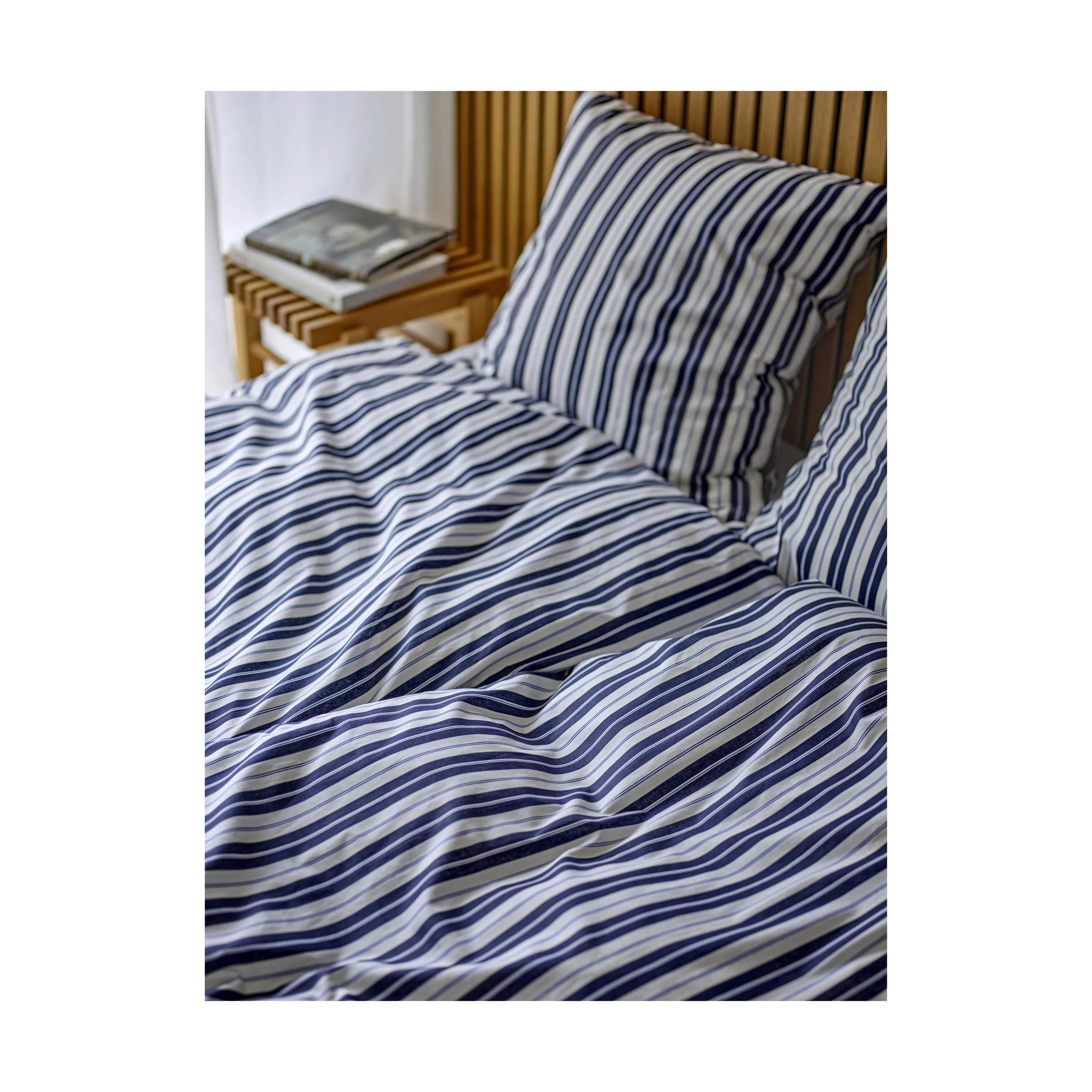 Södahl Sengetøj Flow Sengetøj i Navy, B140 x L220 cm, 2