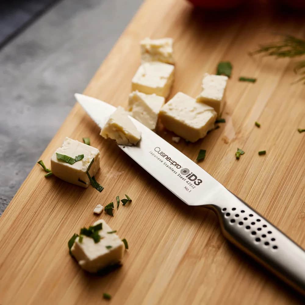 THE CUSTOM CHEF™ Urteknive Cuisine::pro®
iD3® Cuisine::pro iD3® Urtekniv i Sølvfarvet, 2