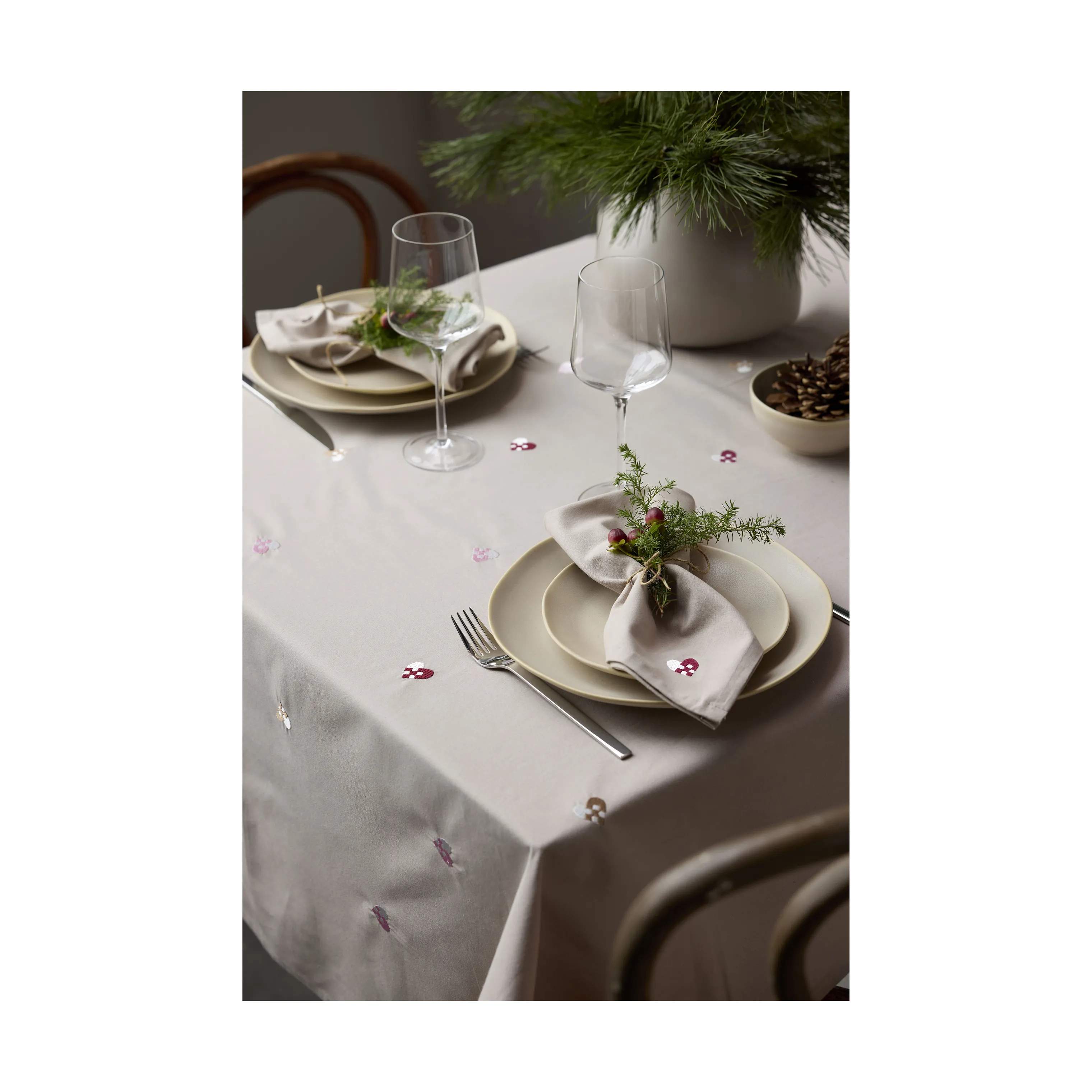 Södahl Duge Christmas Hearts Juledug i B140 x L220 cm, 3